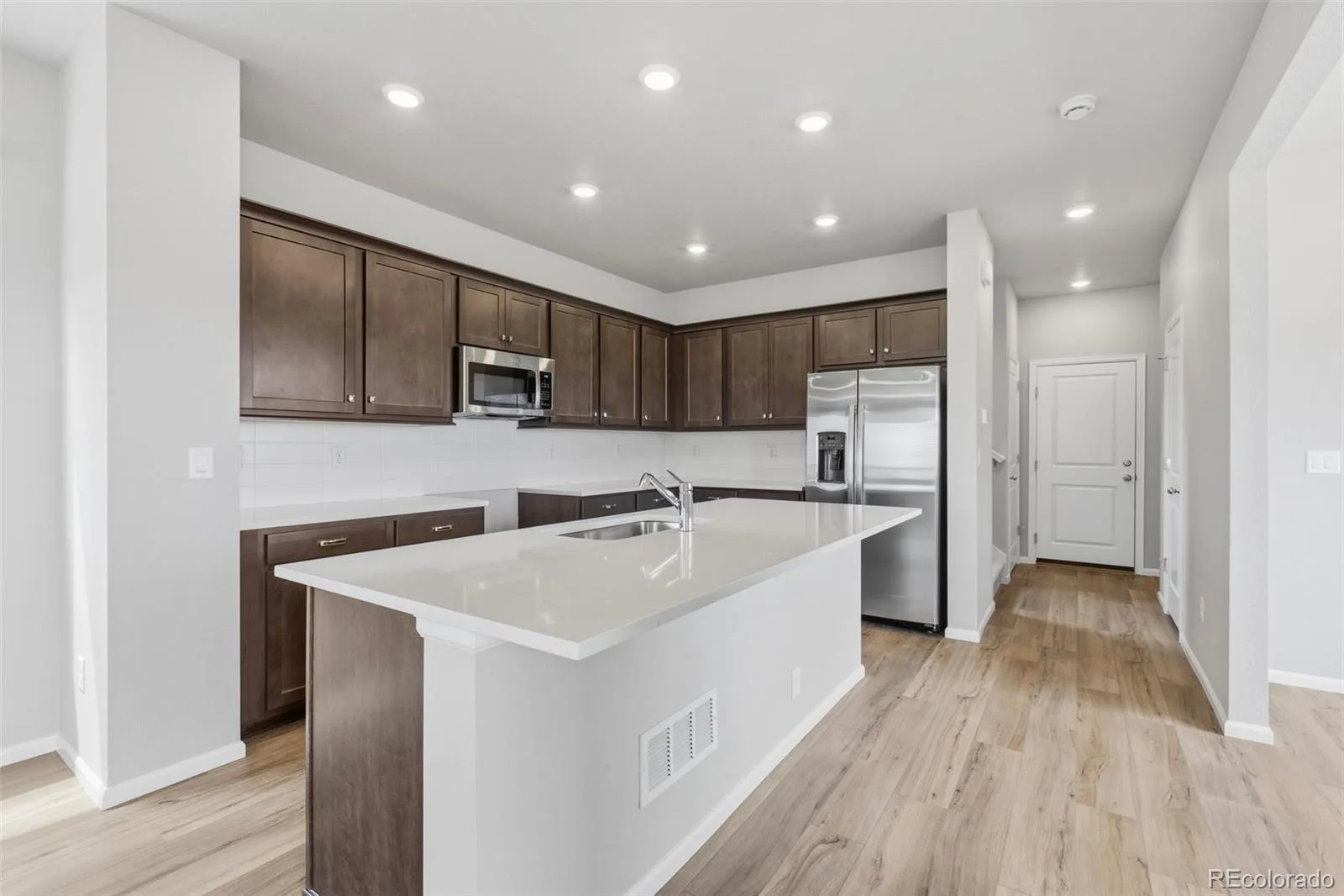 5496 N Elk Street Aurora CO 80019 | MLS #REC7408825 07242026185636 1600 2