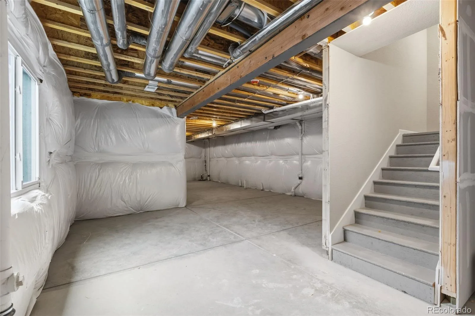 5496 N Elk Street Aurora CO 80019 | MLS #REC7408825 07242026185636 1600 24