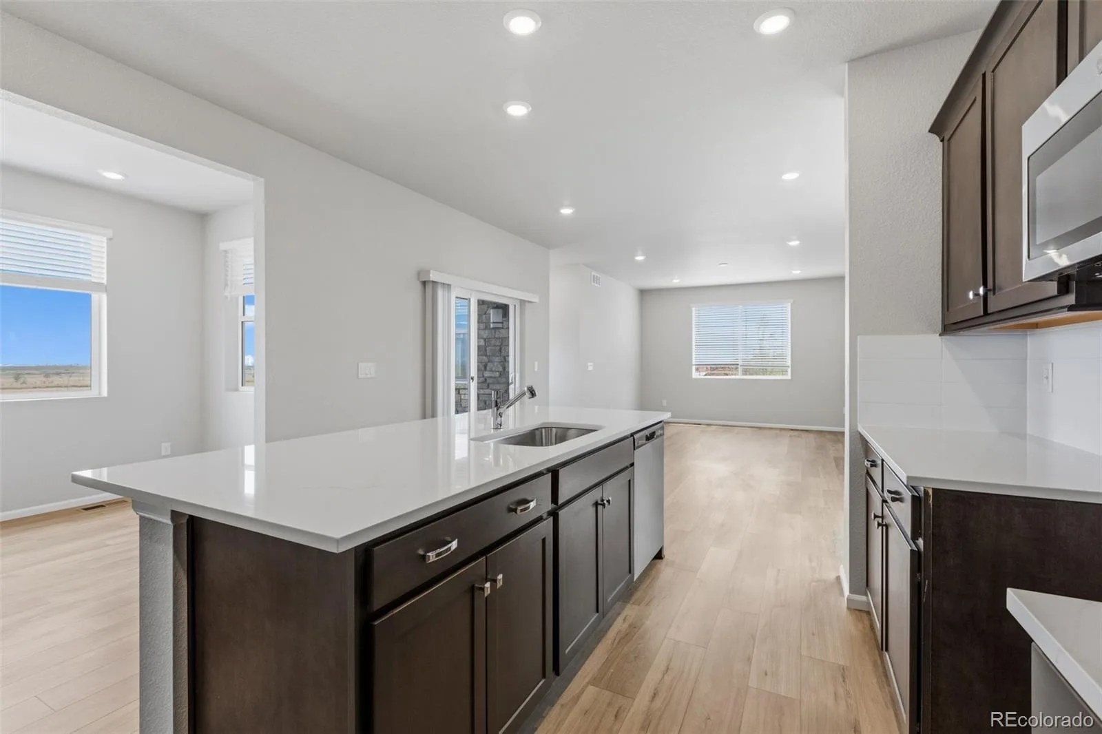 5496 N Elk Street Aurora CO 80019 | MLS #REC7408825 07242026185636 1600 3