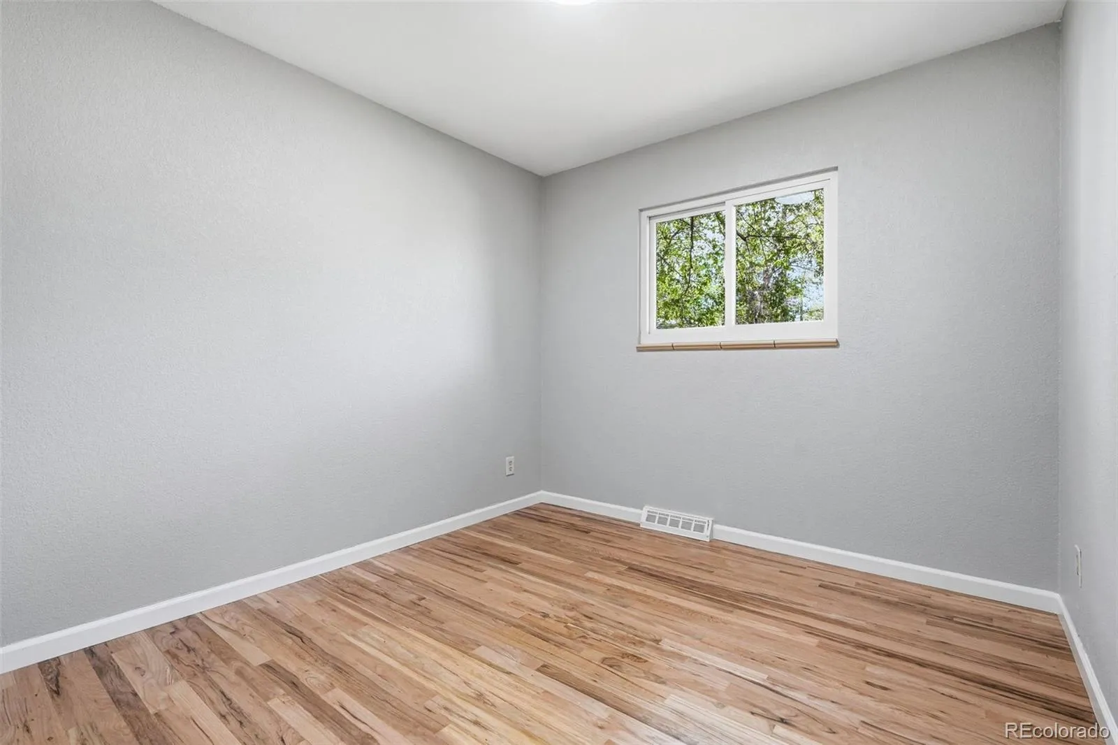 230 Orion Street Golden CO 80401 MLS #REC7409461 04242026165100 1600 14