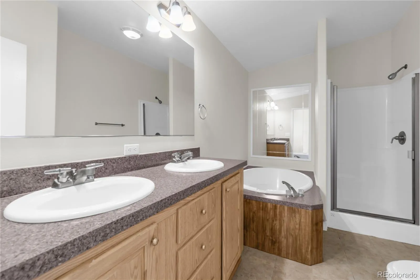 31 Jay Street Lakewood CO 80226 MLS #REC7409824 04242026165106 1600 17