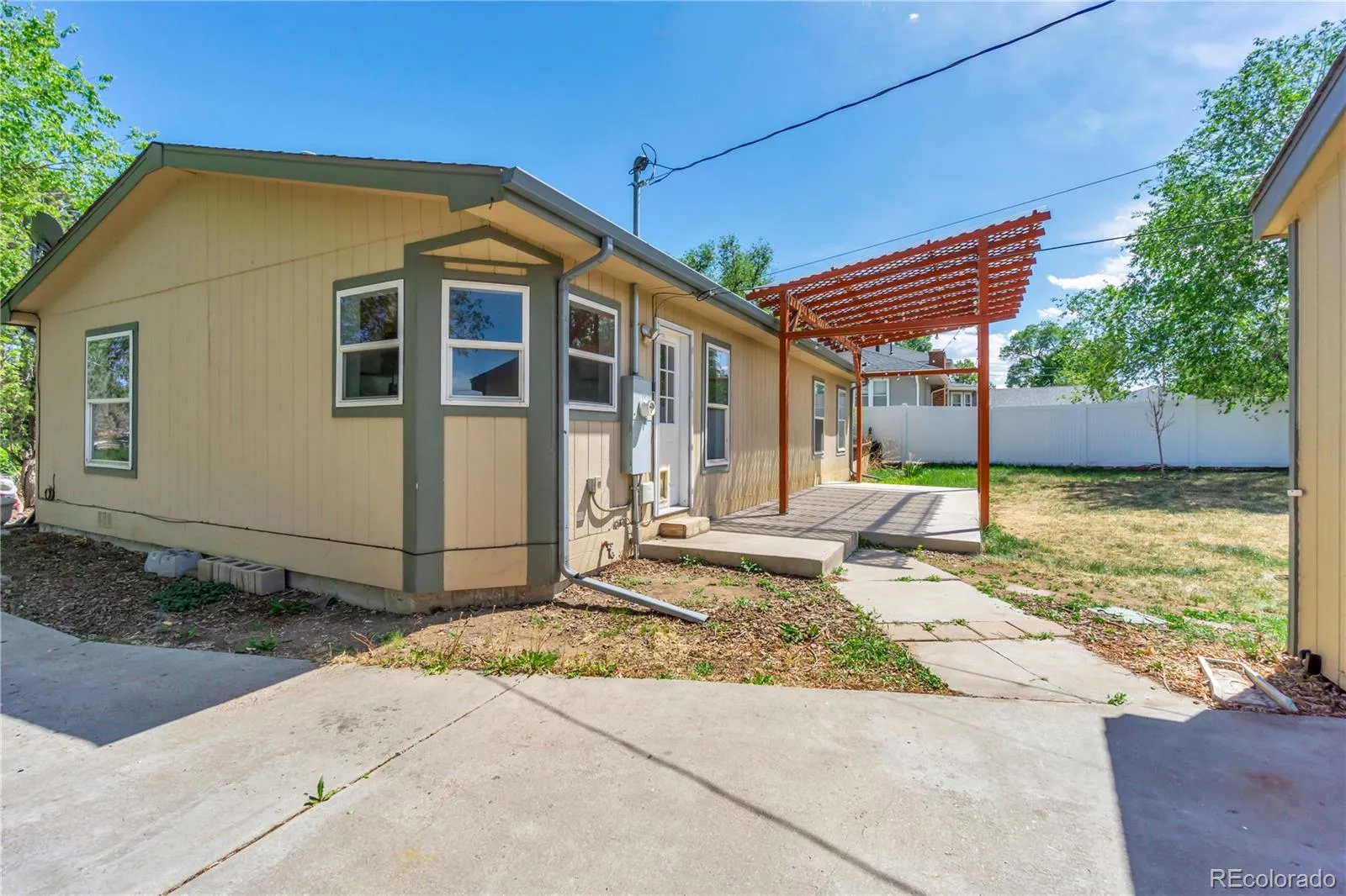 31 Jay Street Lakewood CO 80226 MLS #REC7409824 04242026165106 1600 25