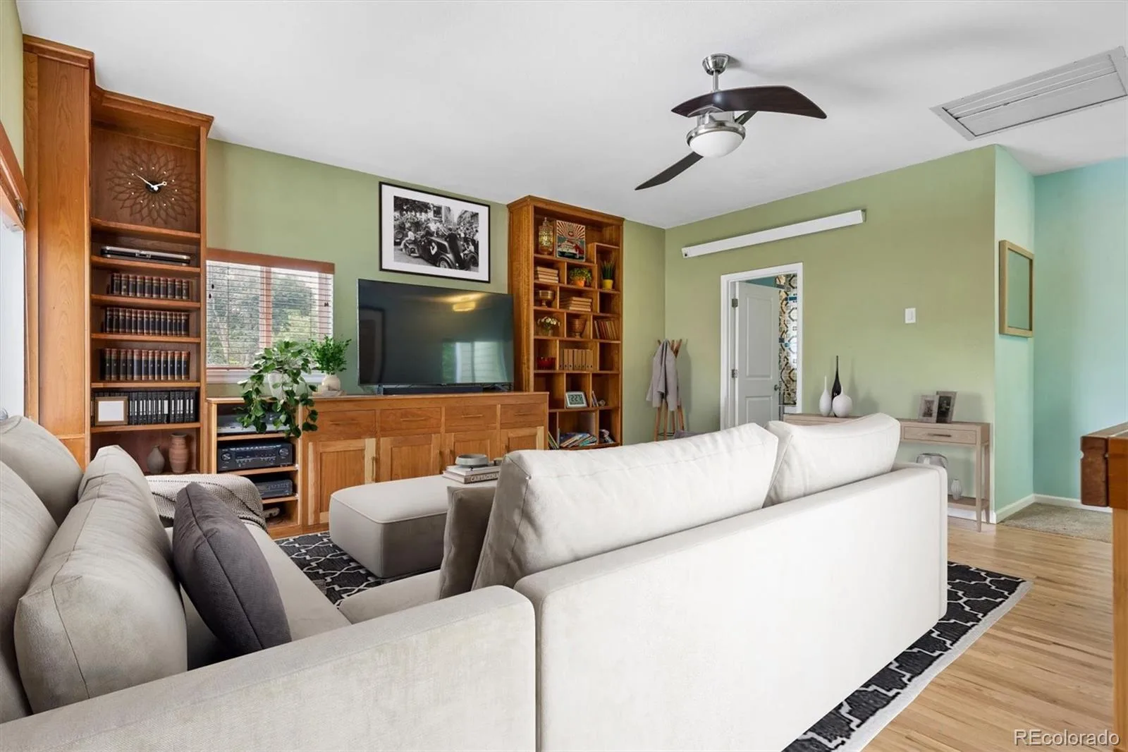 8090 W 19th Avenue Lakewood CO 80214 | MLS #REC7411873 07312026201727 1600 22