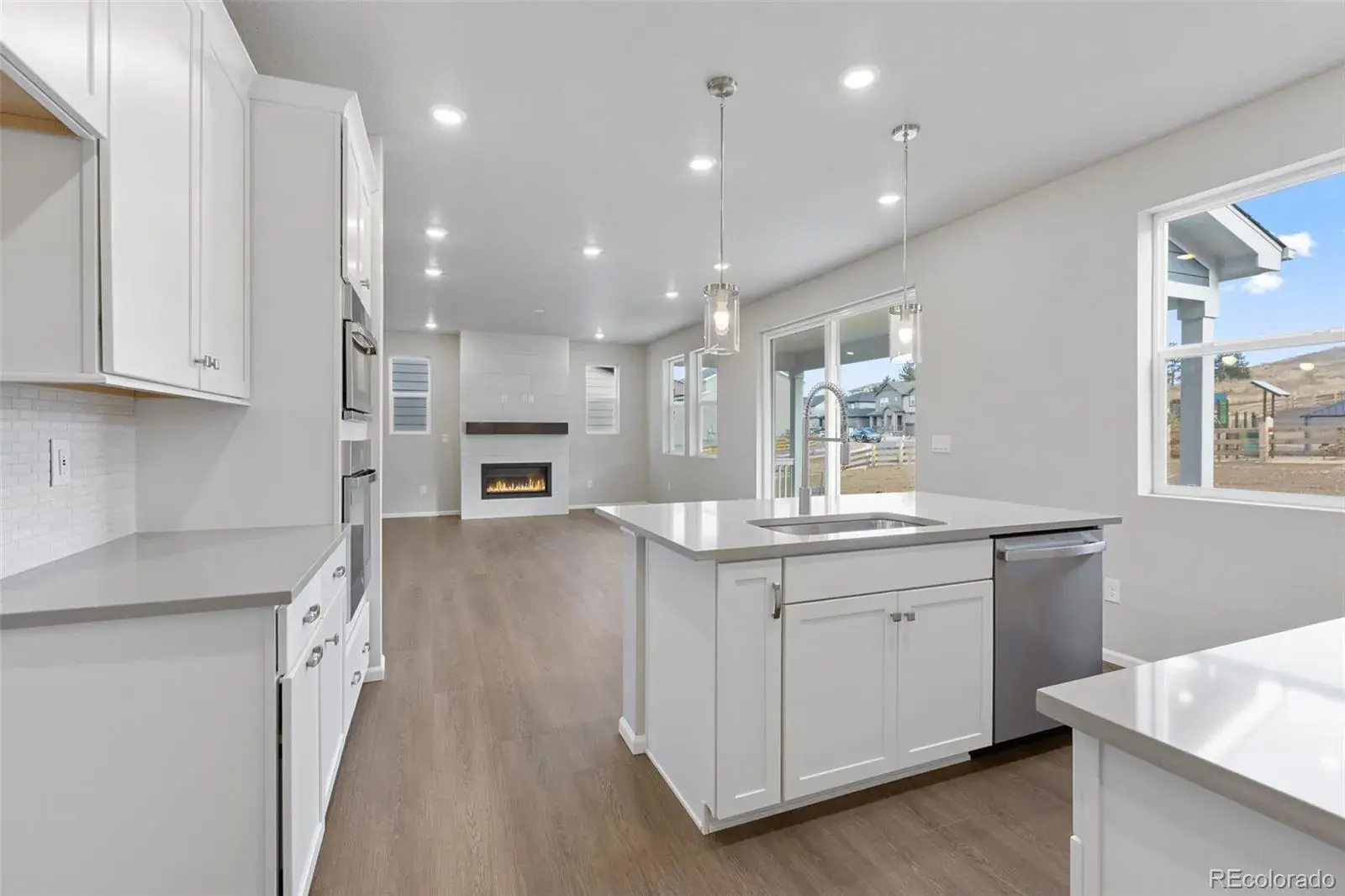 12182025195153 1600 15