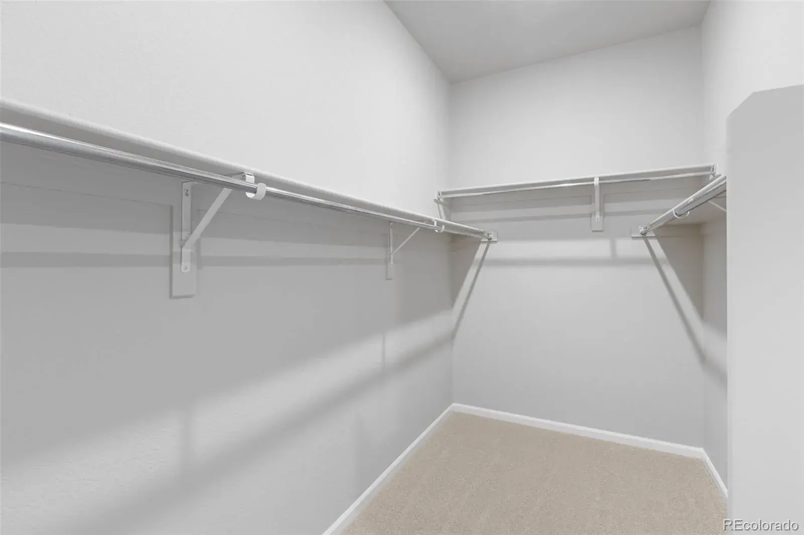 12182025195153 1600 44