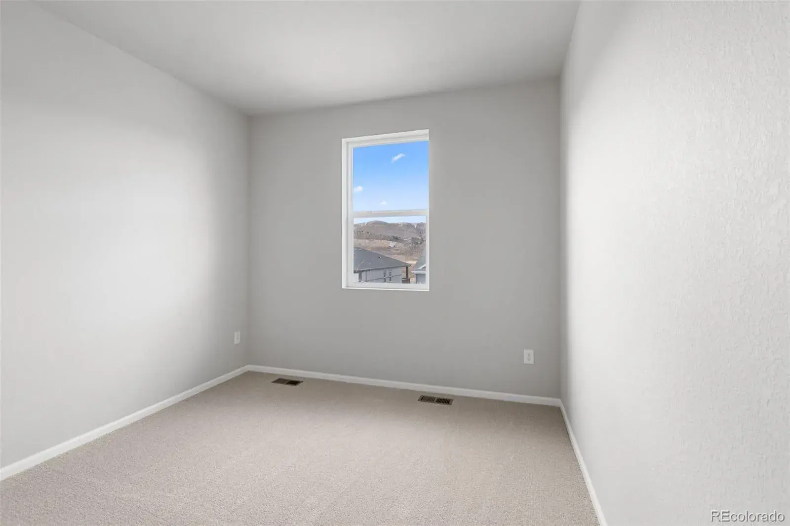 12182025195153 1600 46