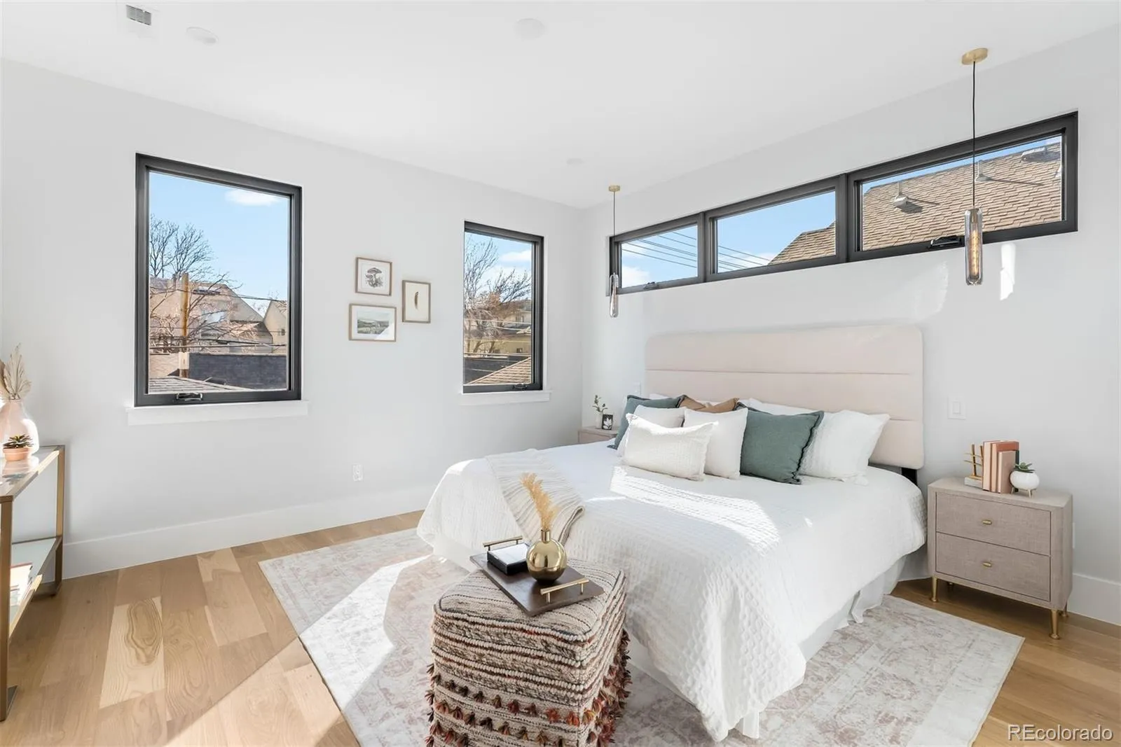 04162026174101 1600 19