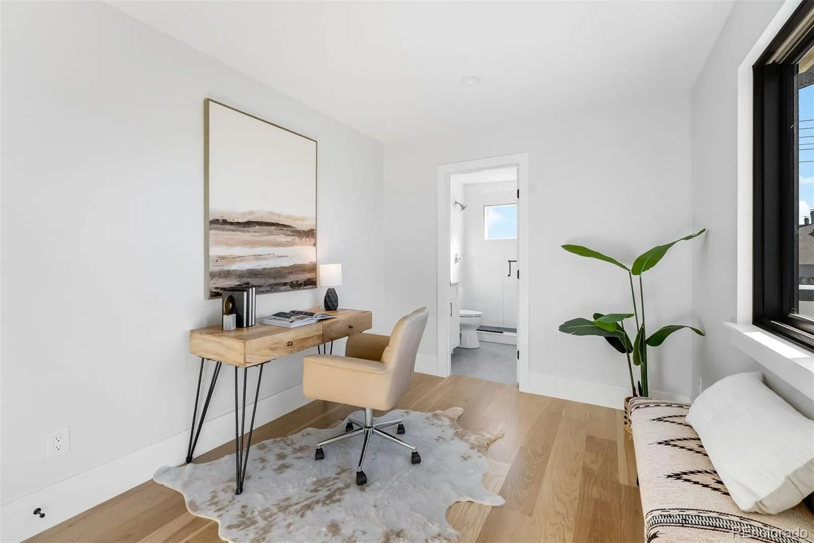 04162026174101 1600 23