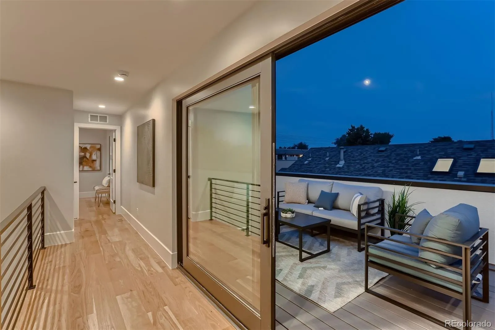 04162026174101 1600 25