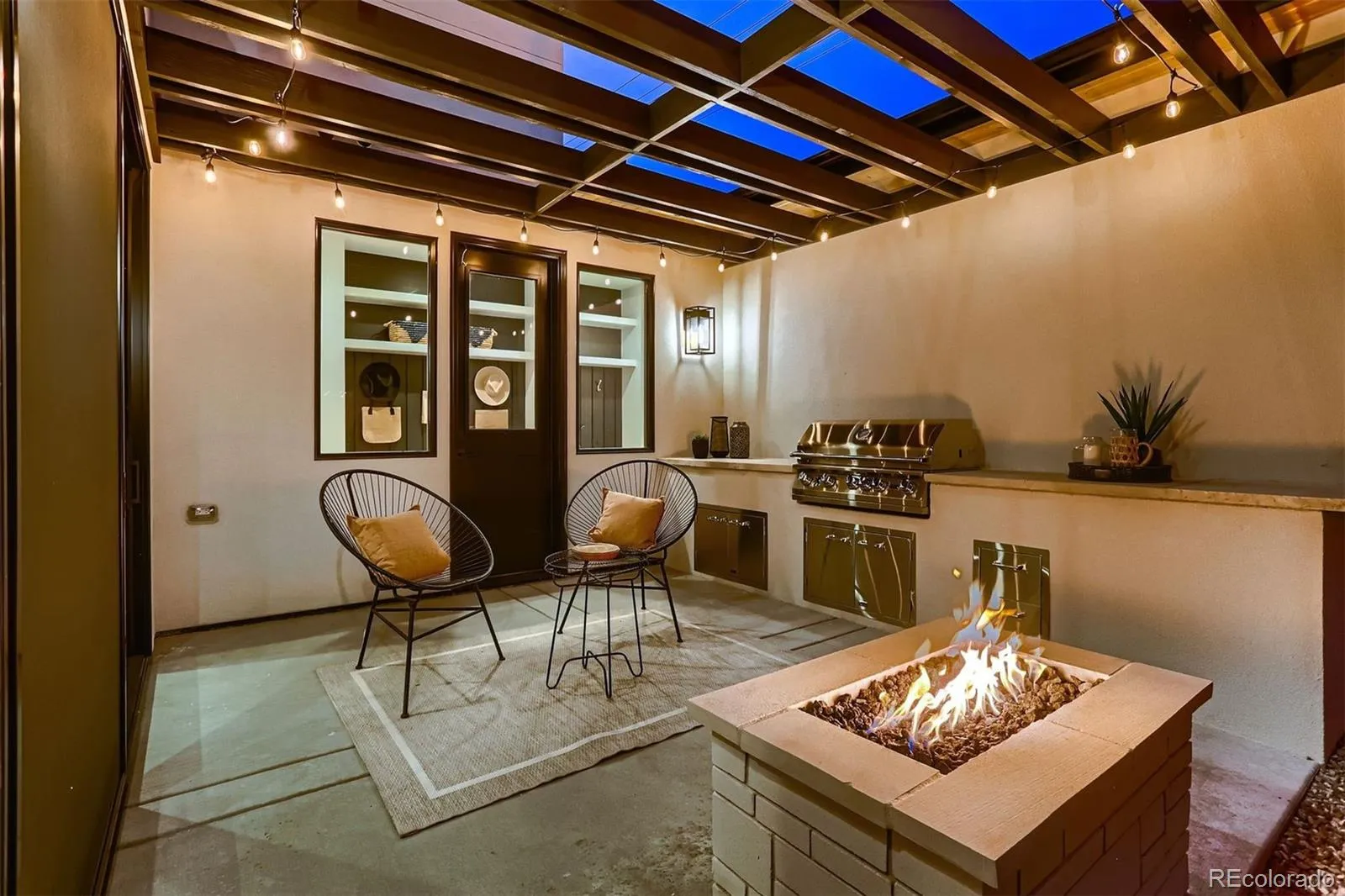 04162026174101 1600 35