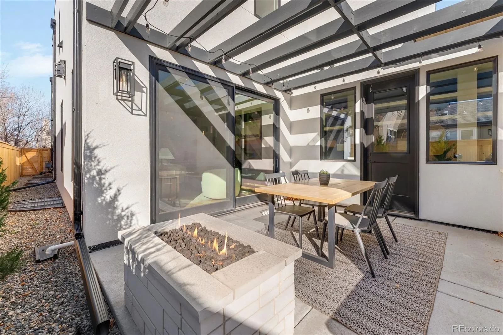 04162026174101 1600 8