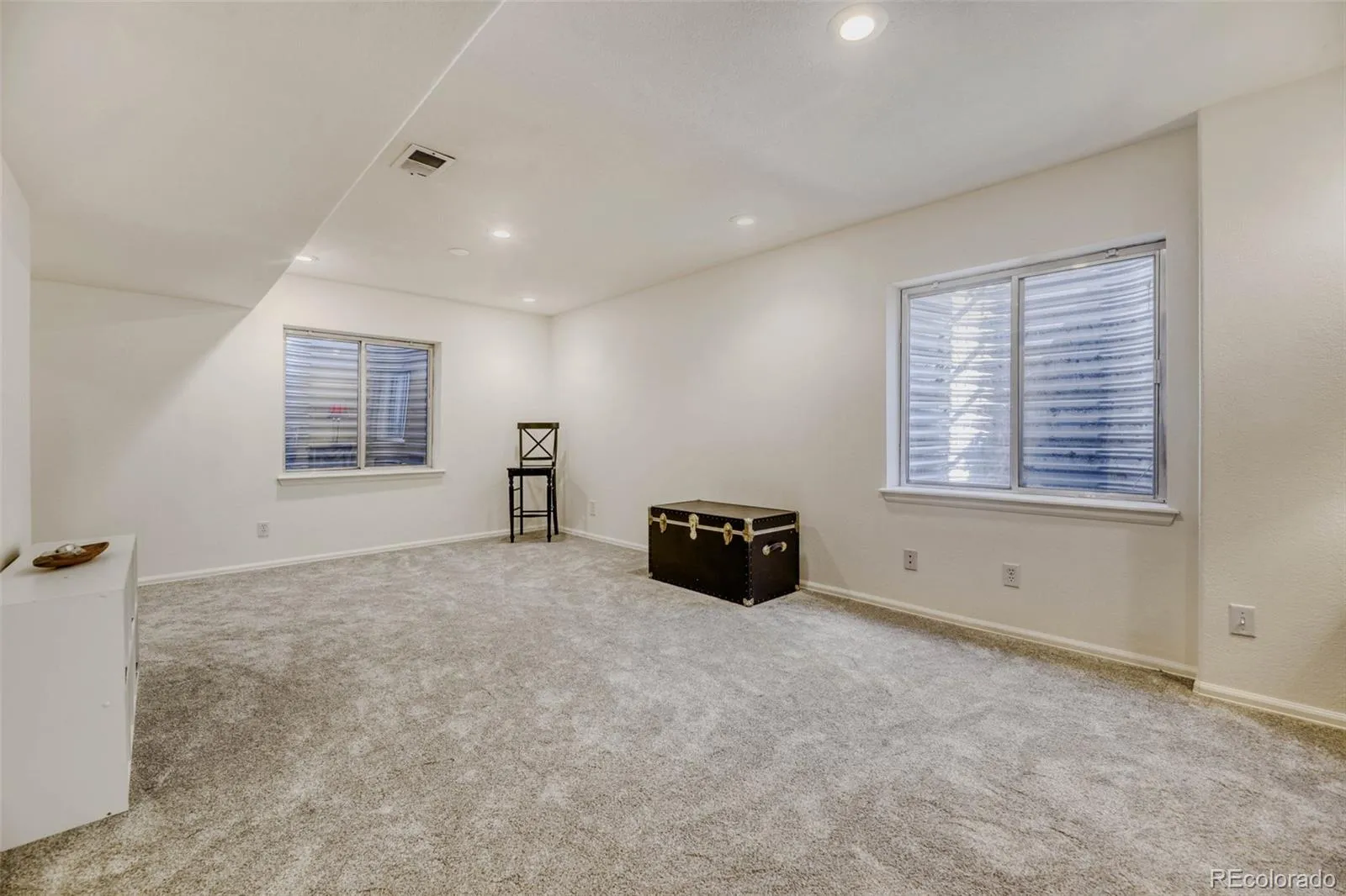 6285 S Van Gordon Way Littleton CO 80127 MLS #REC7413128 05032026203734 1600 20