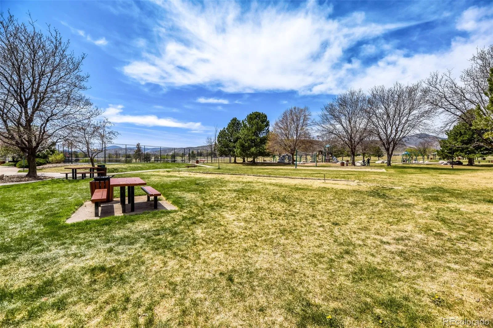 6285 S Van Gordon Way Littleton CO 80127 MLS #REC7413128 05032026203734 1600 25