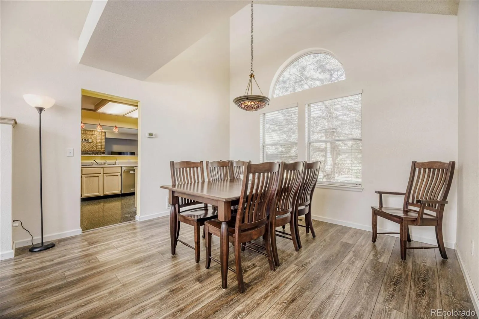6285 S Van Gordon Way Littleton CO 80127 MLS #REC7413128 05032026203734 1600 5