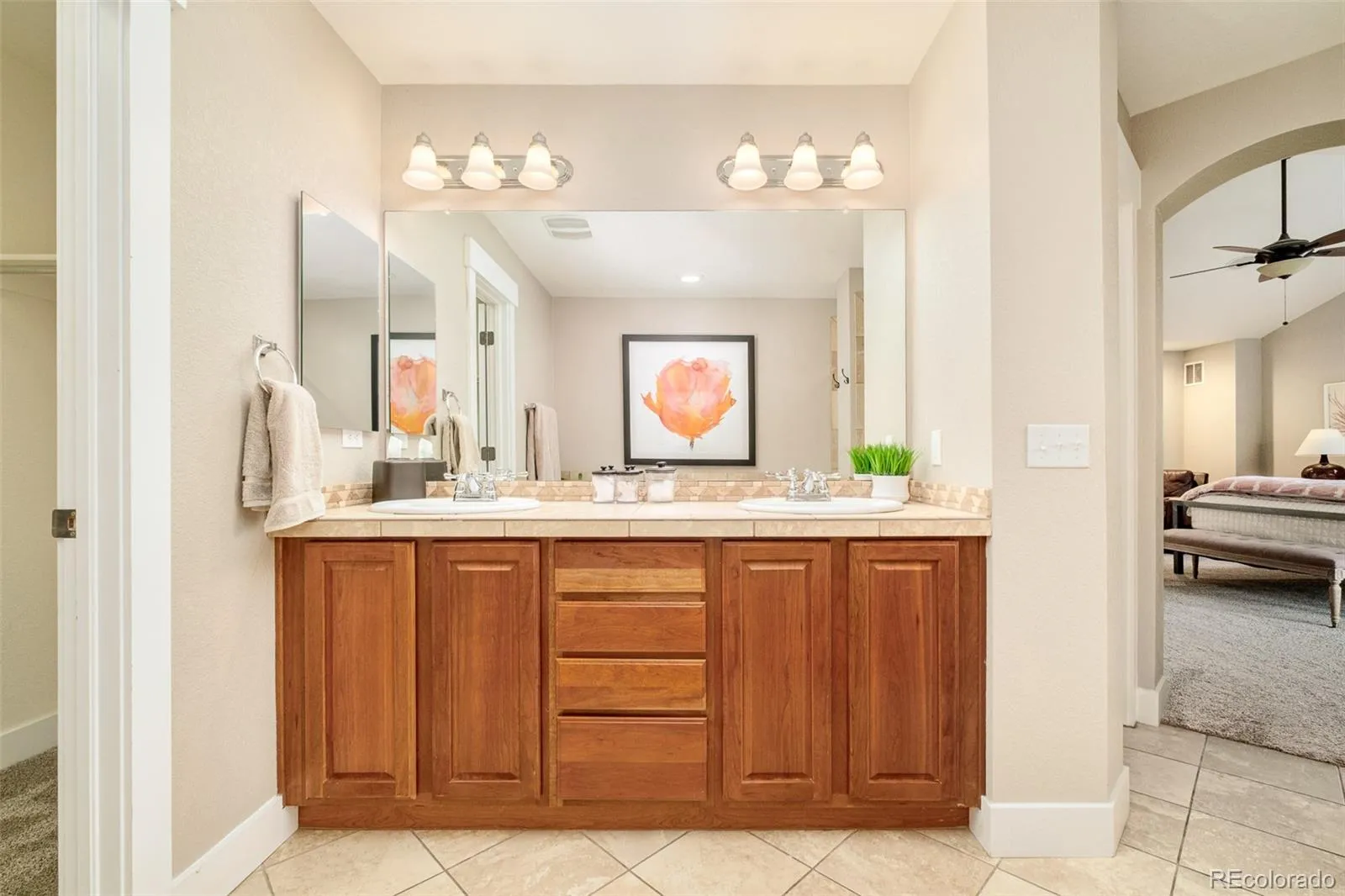 04172026013709 1600 25