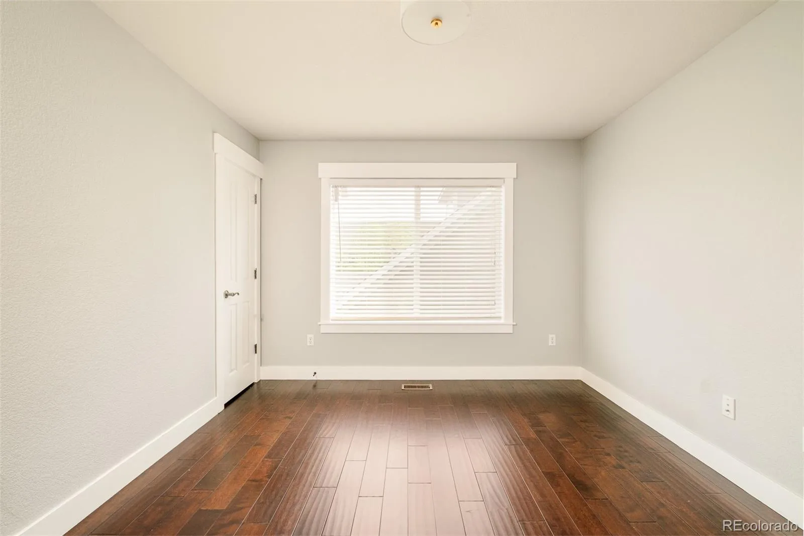 2656 Geneva Street Denver CO 80238 MLS #REC7414332 05202026053657 1600 33