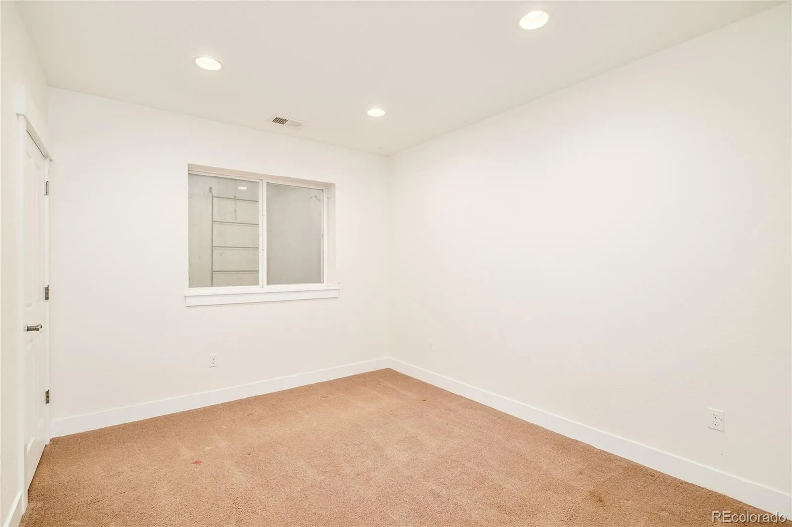 2656 Geneva Street Denver CO 80238 MLS #REC7414332 05202026053657 1600 39