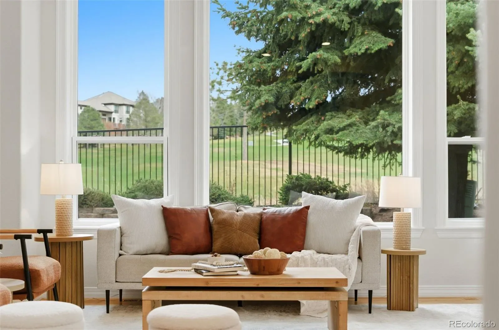 03292026210148 1600 16