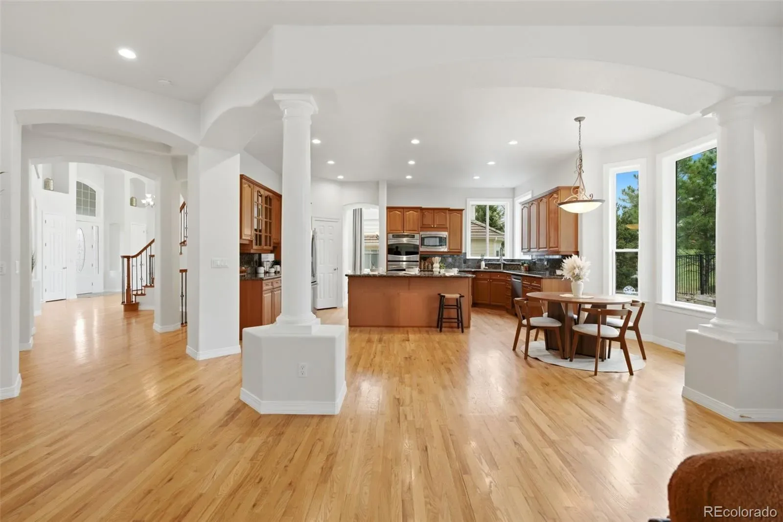 03292026210148 1600 18