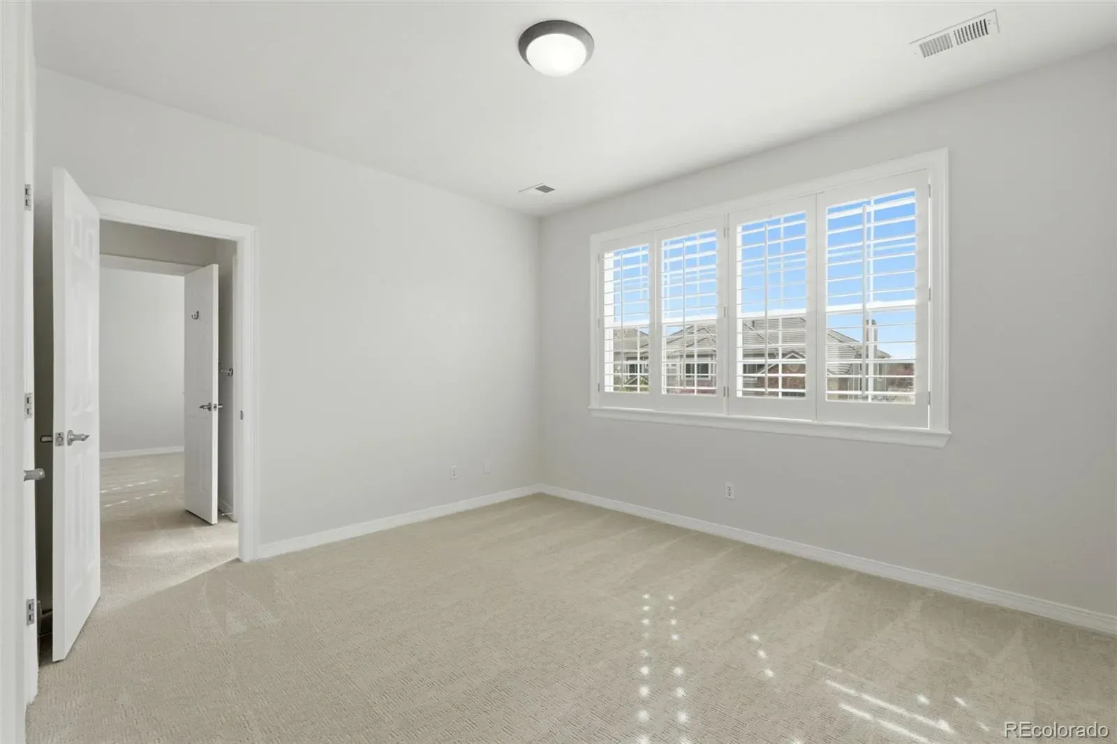 03292026210148 1600 35