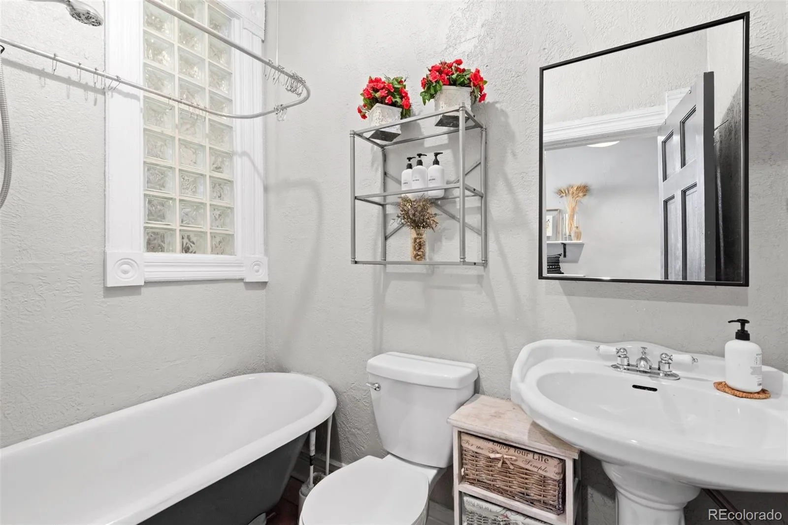 1773 N Washington Street Denver CO 80203 | MLS #REC7417170 08282026140607 1600 15