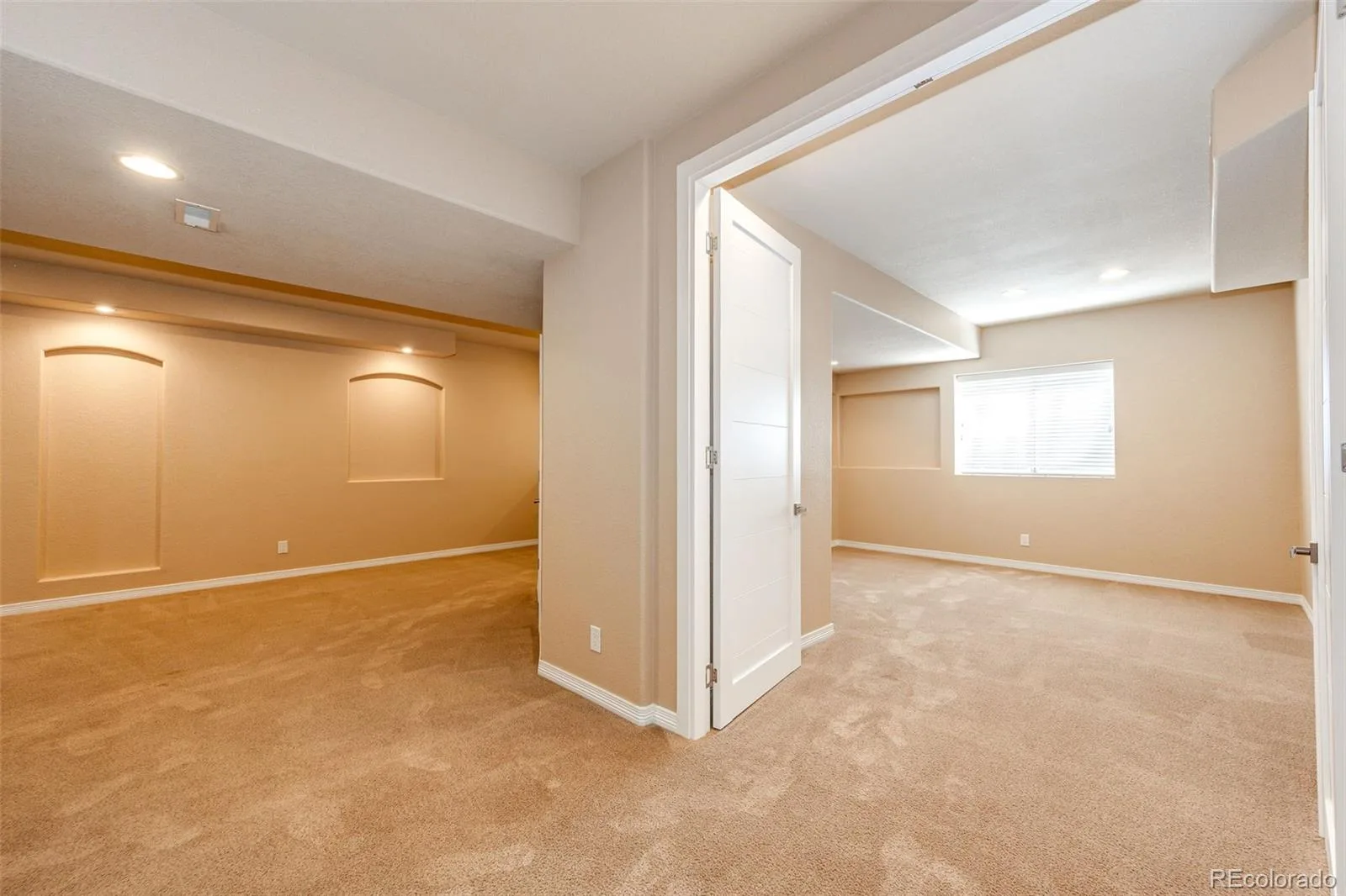 19076 E Maplewood Avenue Aurora CO 80016 | MLS #REC7418250 08192026192744 1600 35
