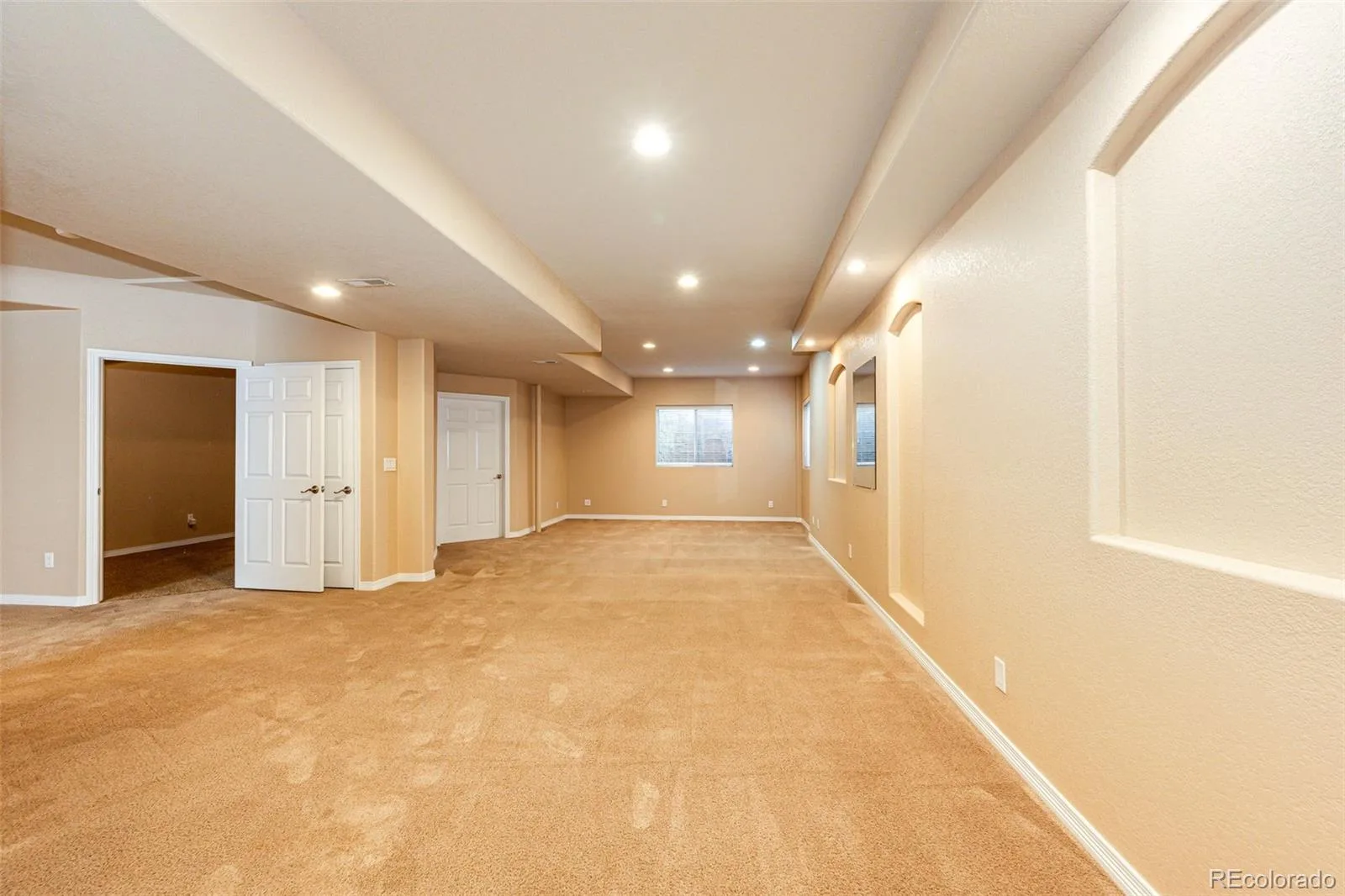 19076 E Maplewood Avenue Aurora CO 80016 | MLS #REC7418250 08192026192744 1600 37