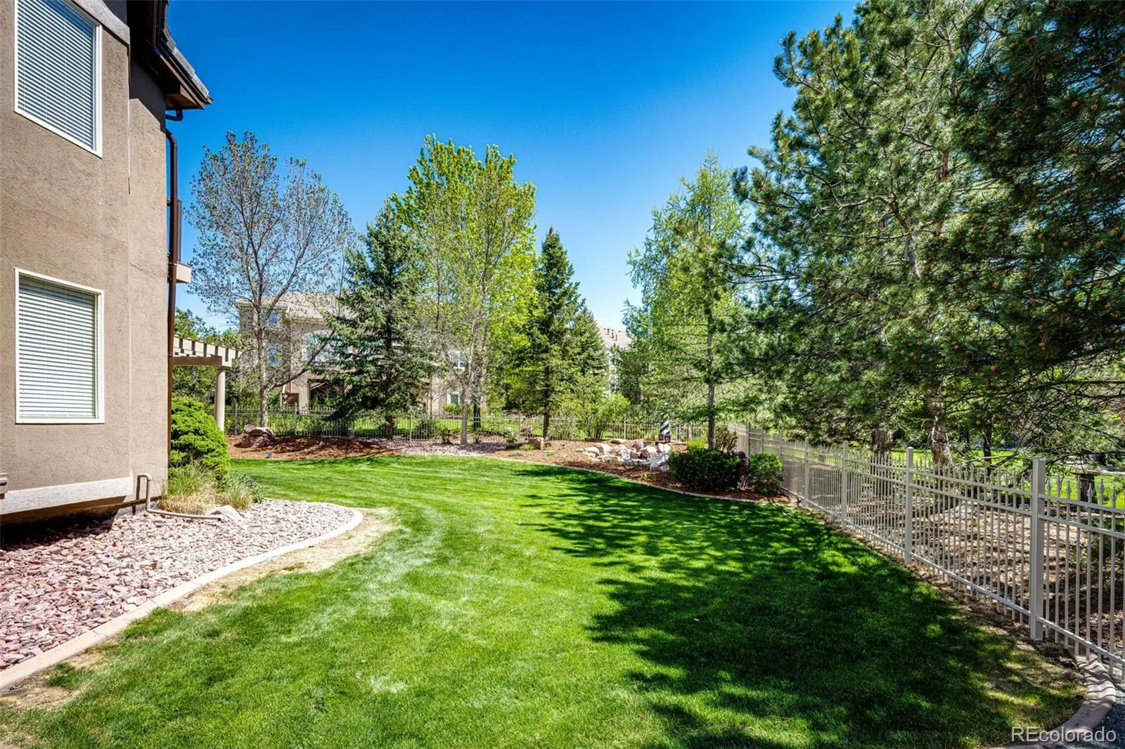 19076 E Maplewood Avenue Aurora CO 80016 | MLS #REC7418250 08192026192744 1600 40