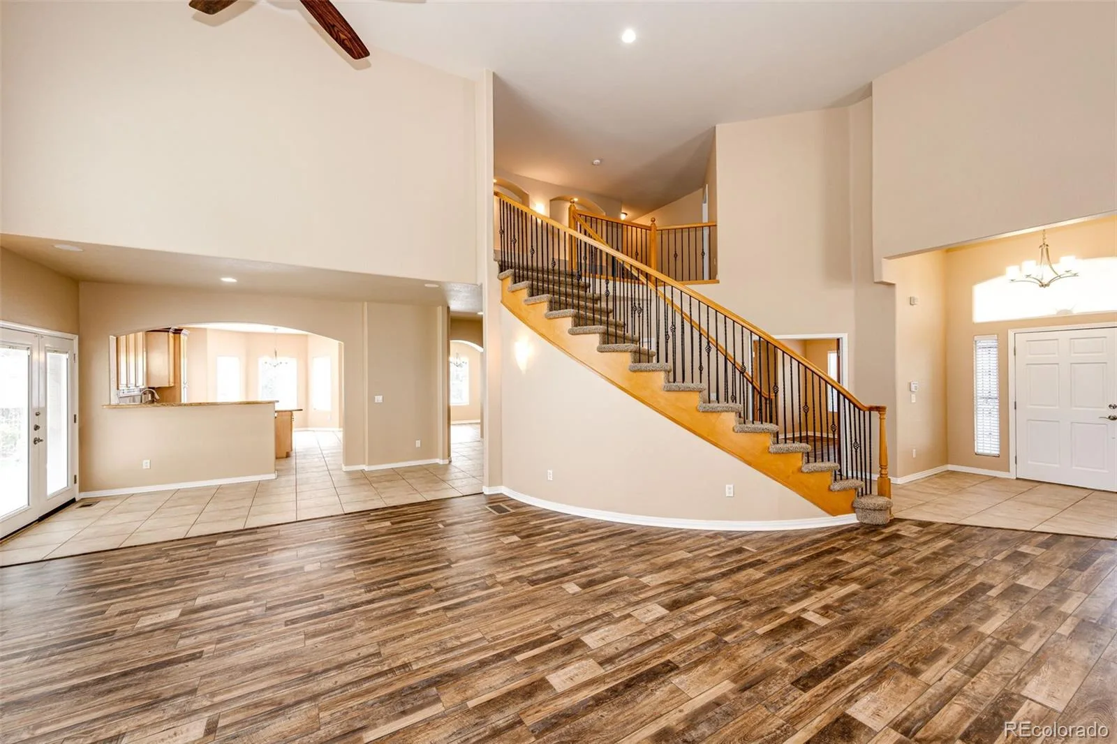 19076 E Maplewood Avenue Aurora CO 80016 | MLS #REC7418250 08192026192744 1600 7