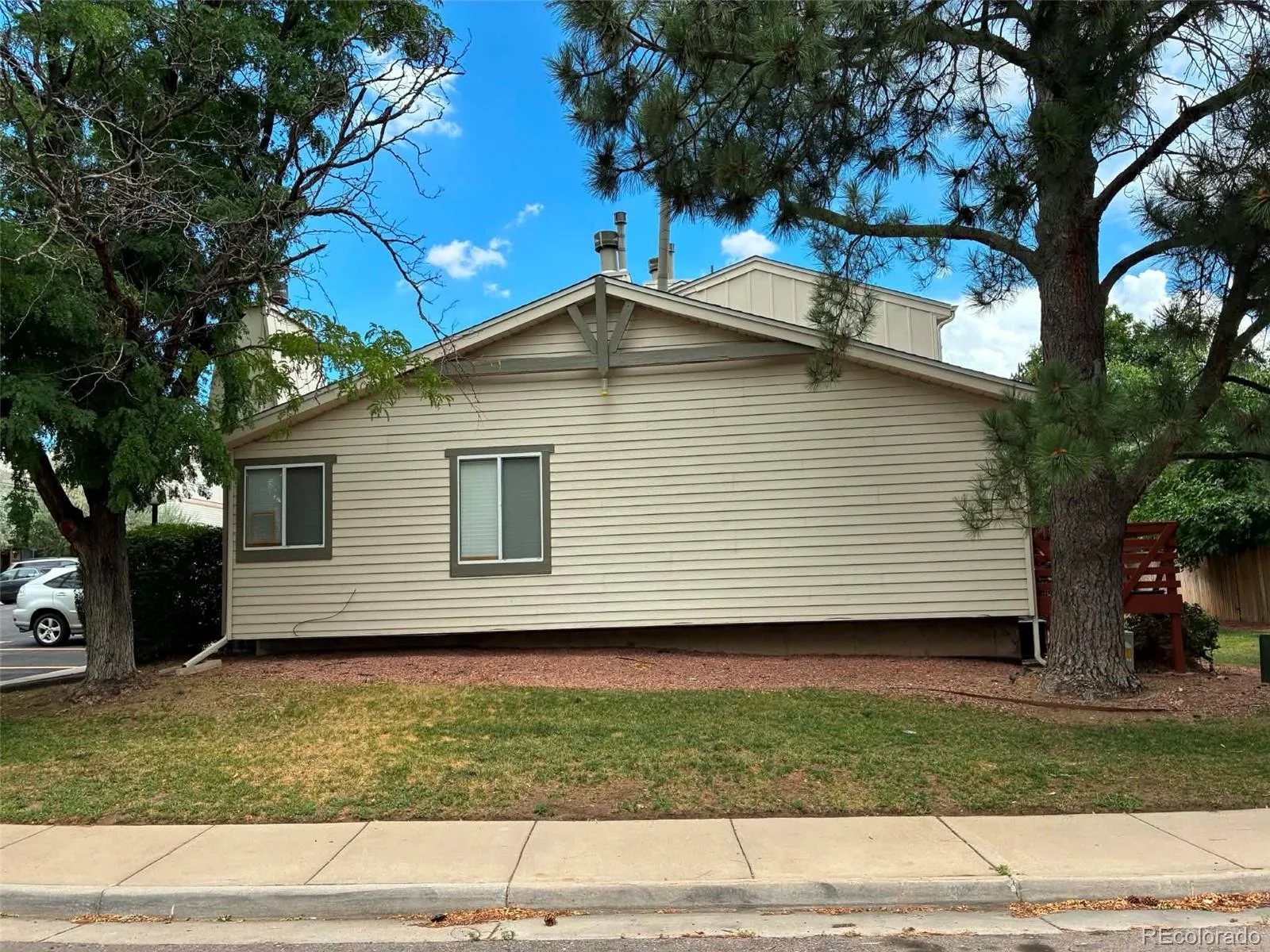 17670 E Loyola Drive #B Aurora CO 80013 | MLS #REC7418703 08132026045539 1600 12