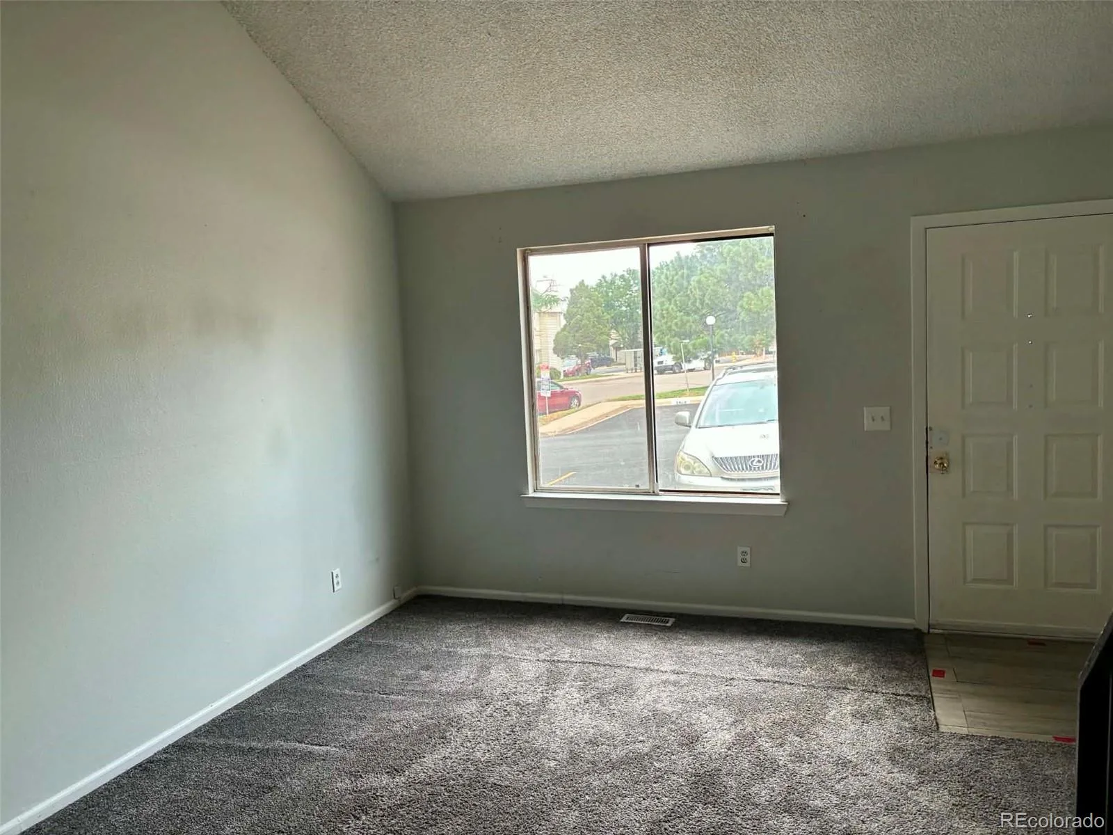 17670 E Loyola Drive #B Aurora CO 80013 | MLS #REC7418703 08132026045539 1600 3