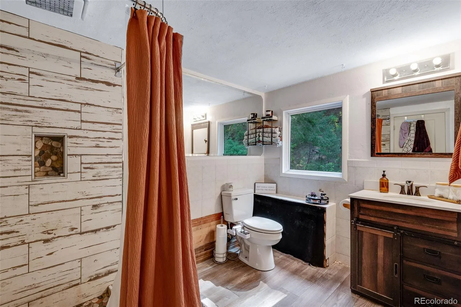 10690 S Deer Creek Road Littleton CO 80127 | MLS #REC7419220 08162026050853 1600 22