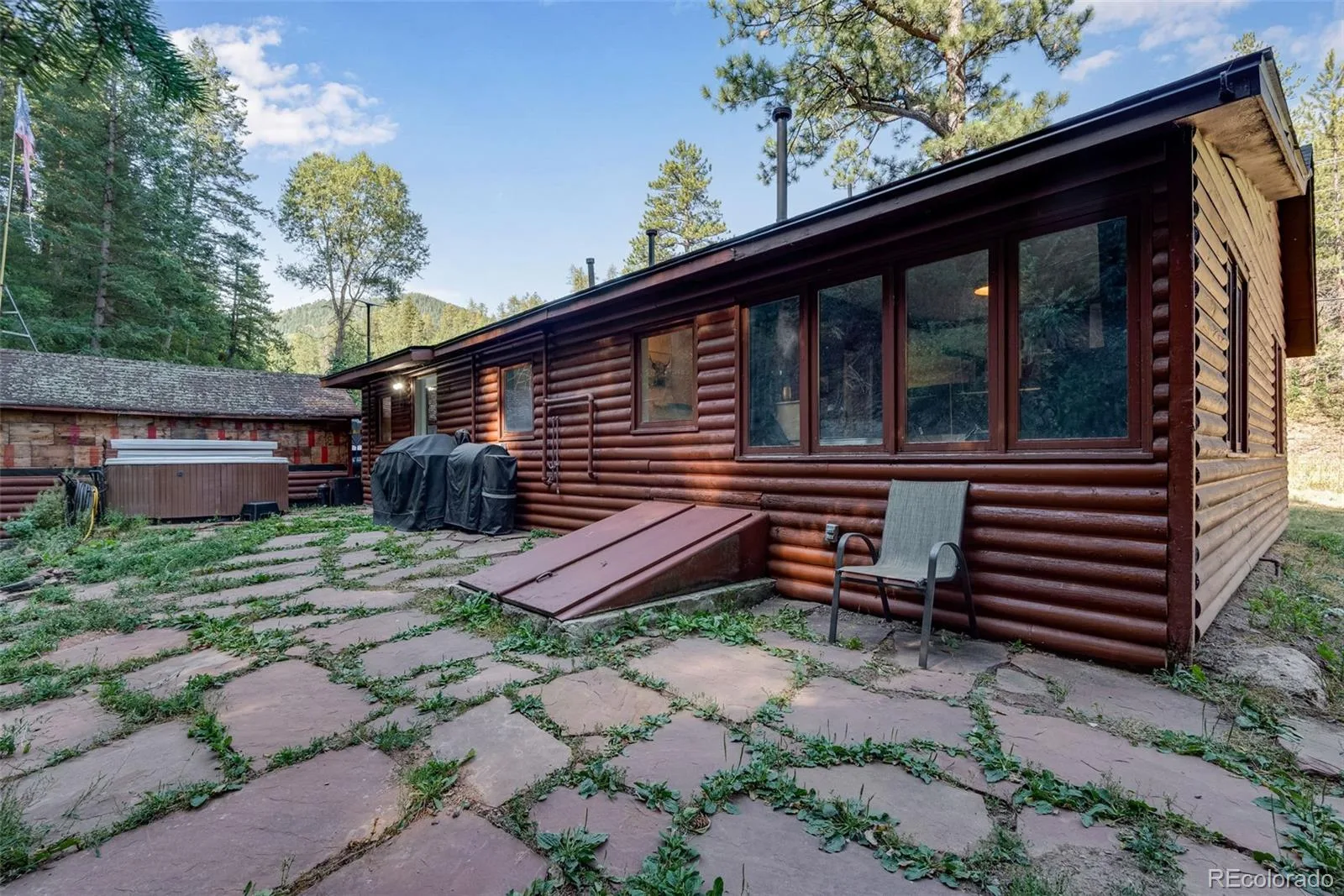 10690 S Deer Creek Road Littleton CO 80127 | MLS #REC7419220 08162026050853 1600 4