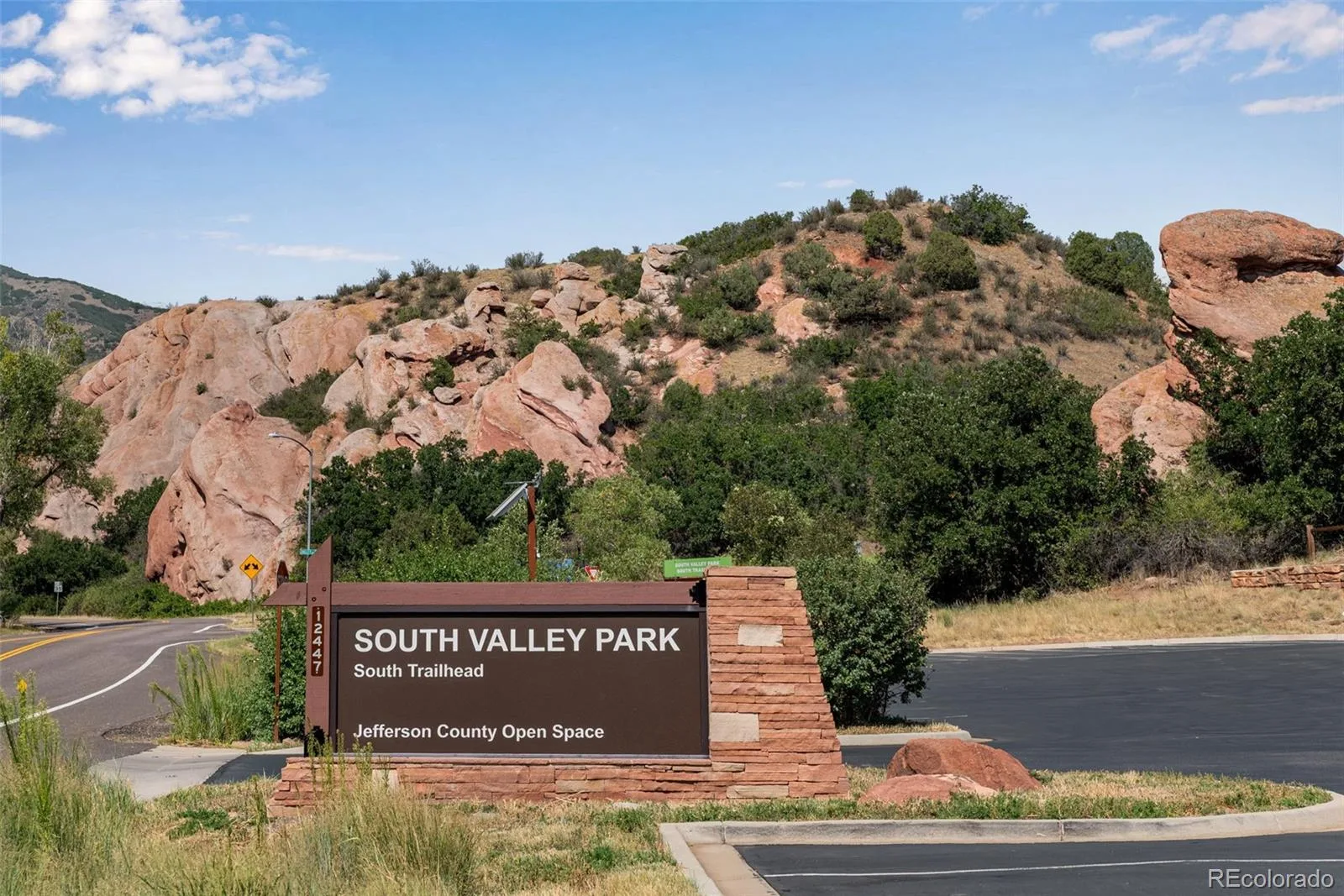10690 S Deer Creek Road Littleton CO 80127 | MLS #REC7419220 08162026050853 1600 7