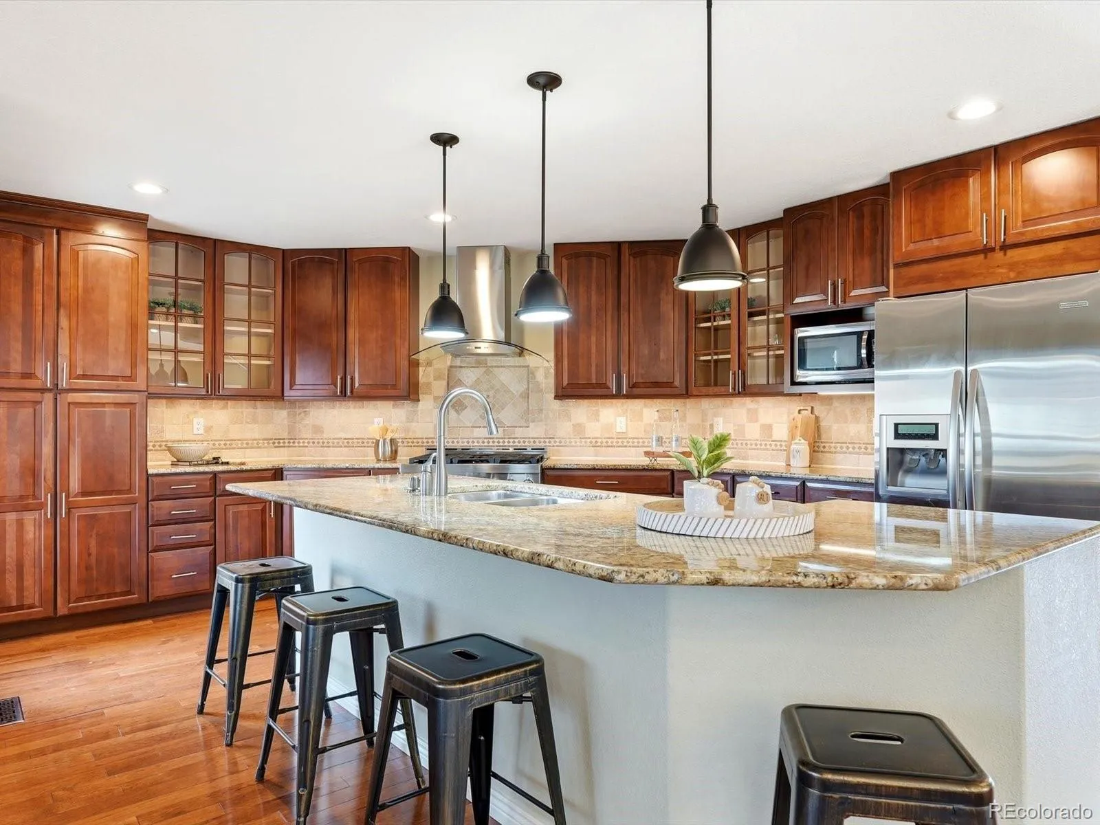 04172026233719 1600 10