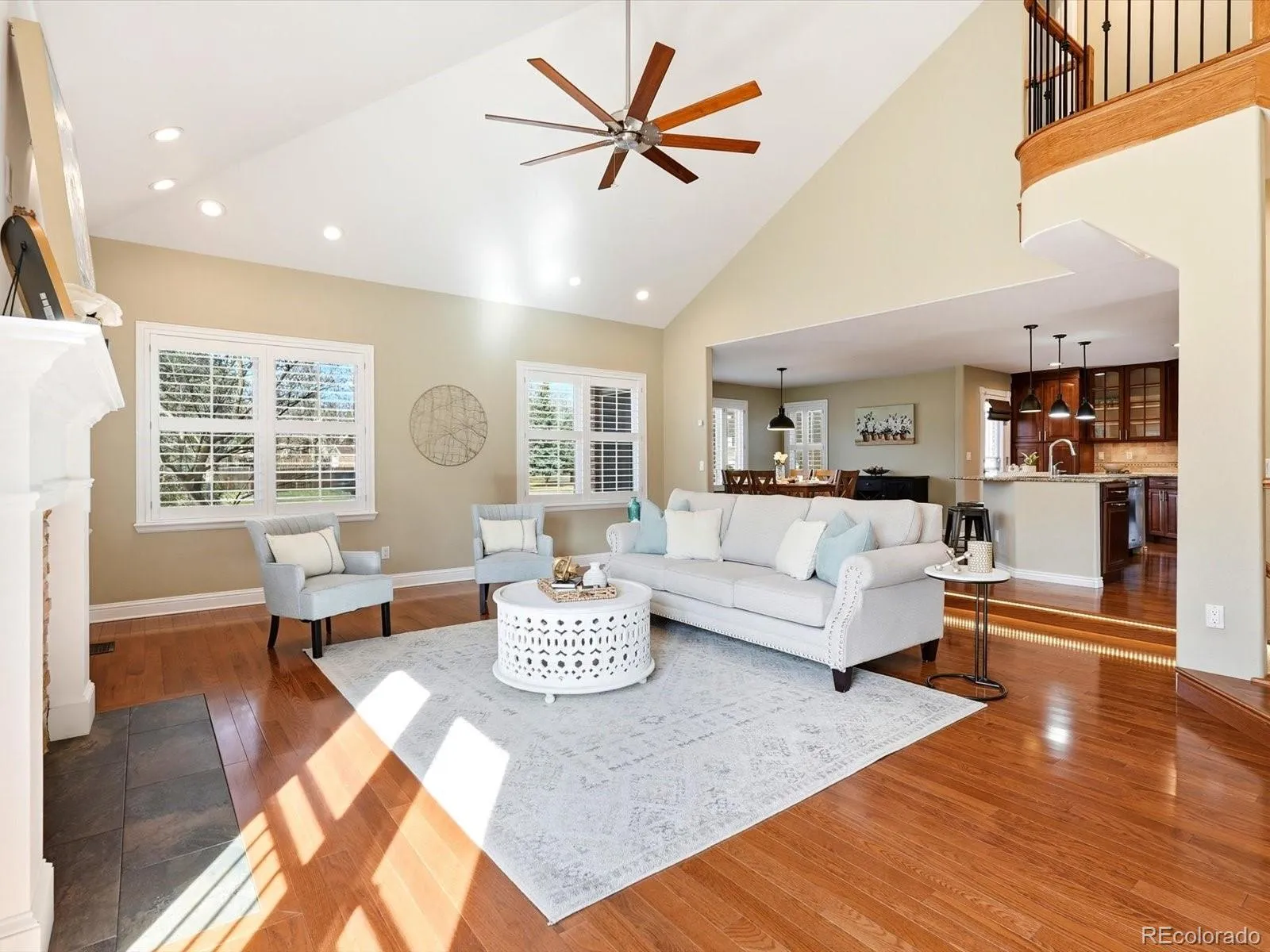 04172026233719 1600 16