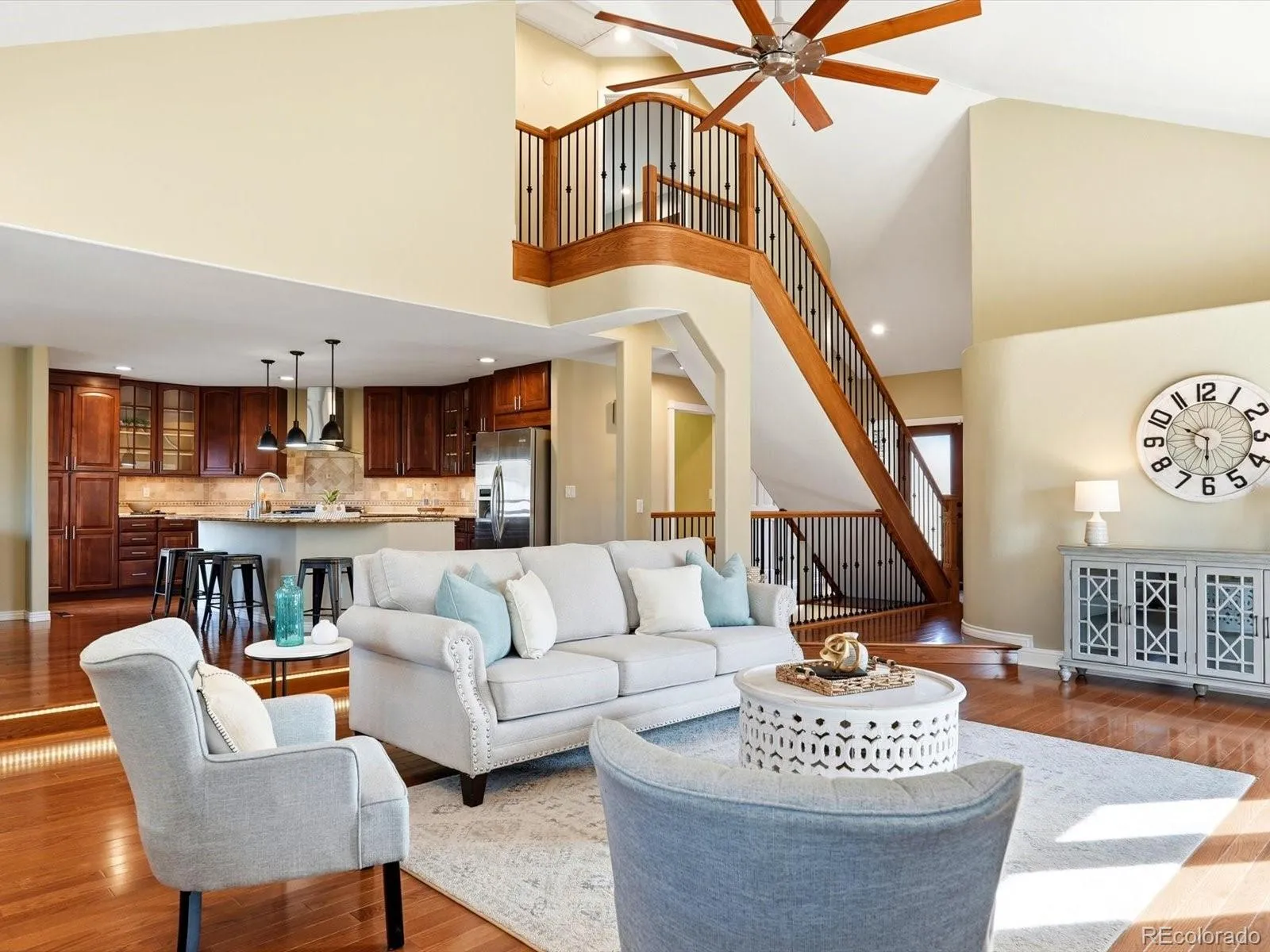 04172026233719 1600 17