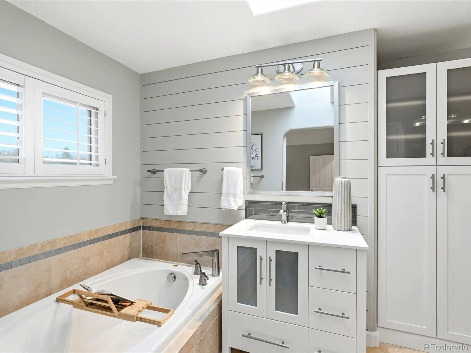 04172026233719 1600 28