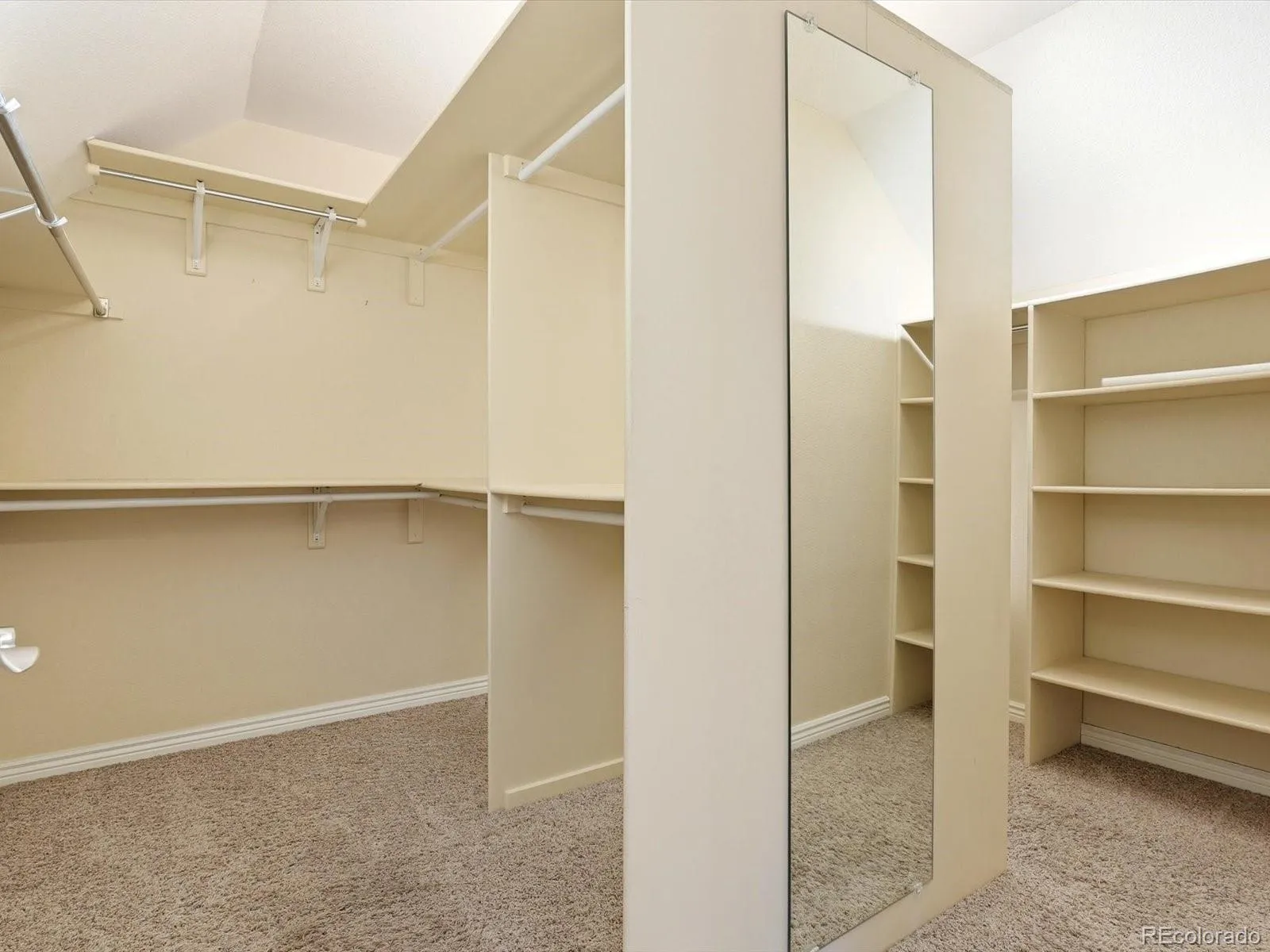 04172026233719 1600 31