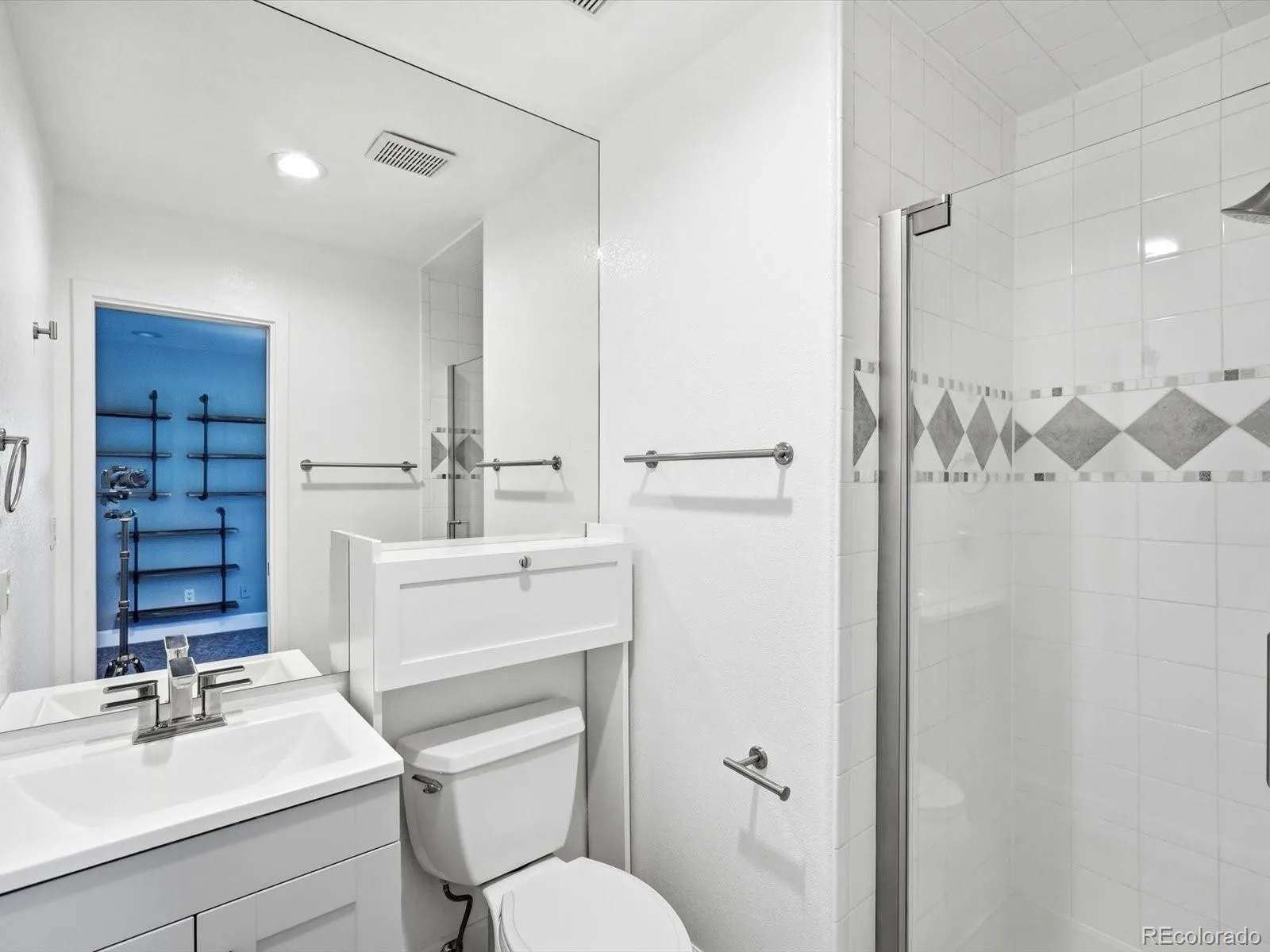 04172026233719 1600 34