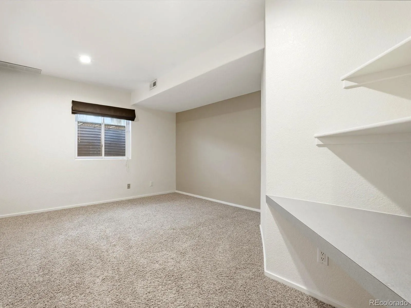 04172026233719 1600 40