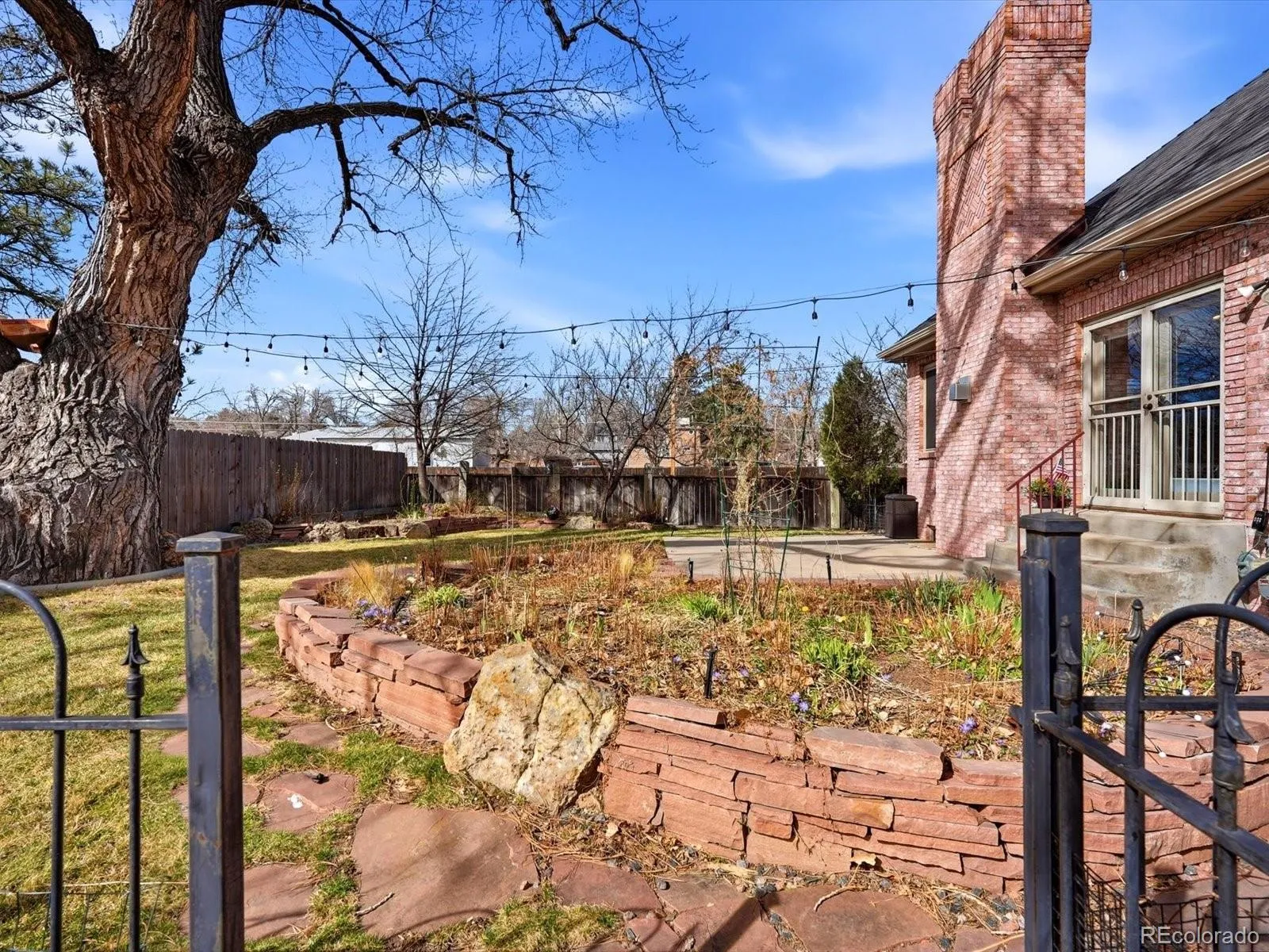 04172026233719 1600 42