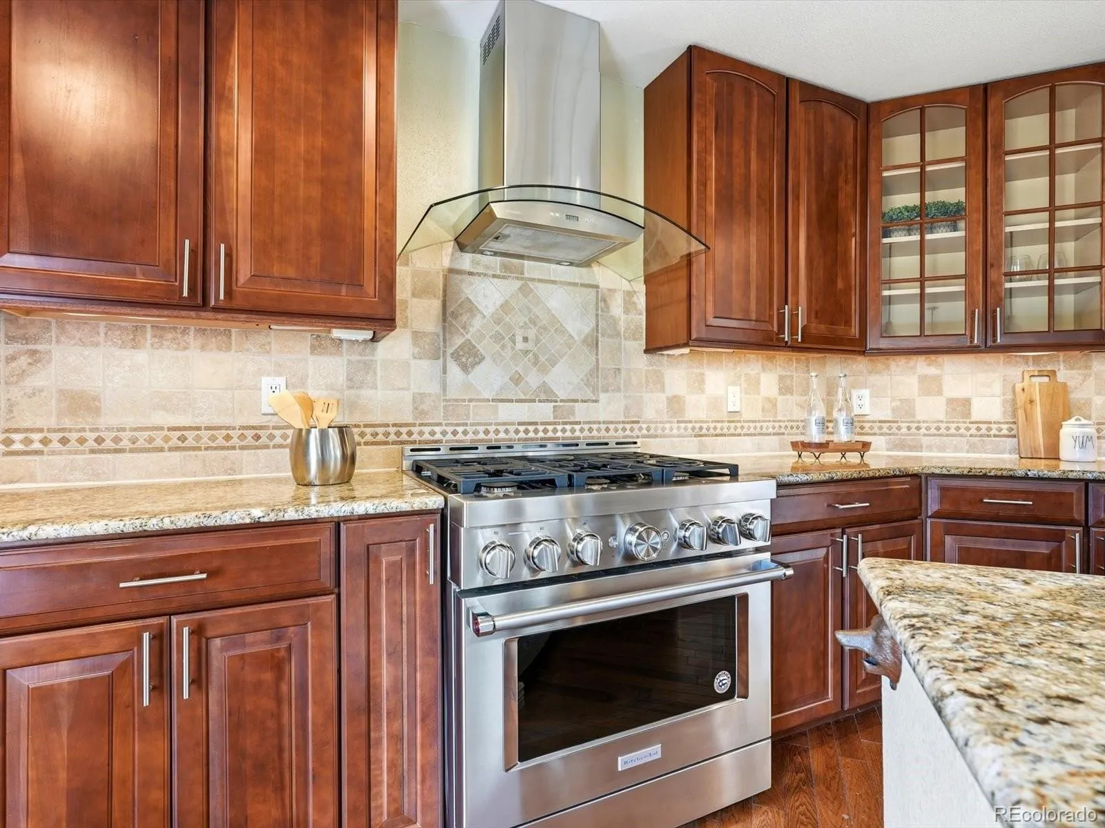 04172026233719 1600 6