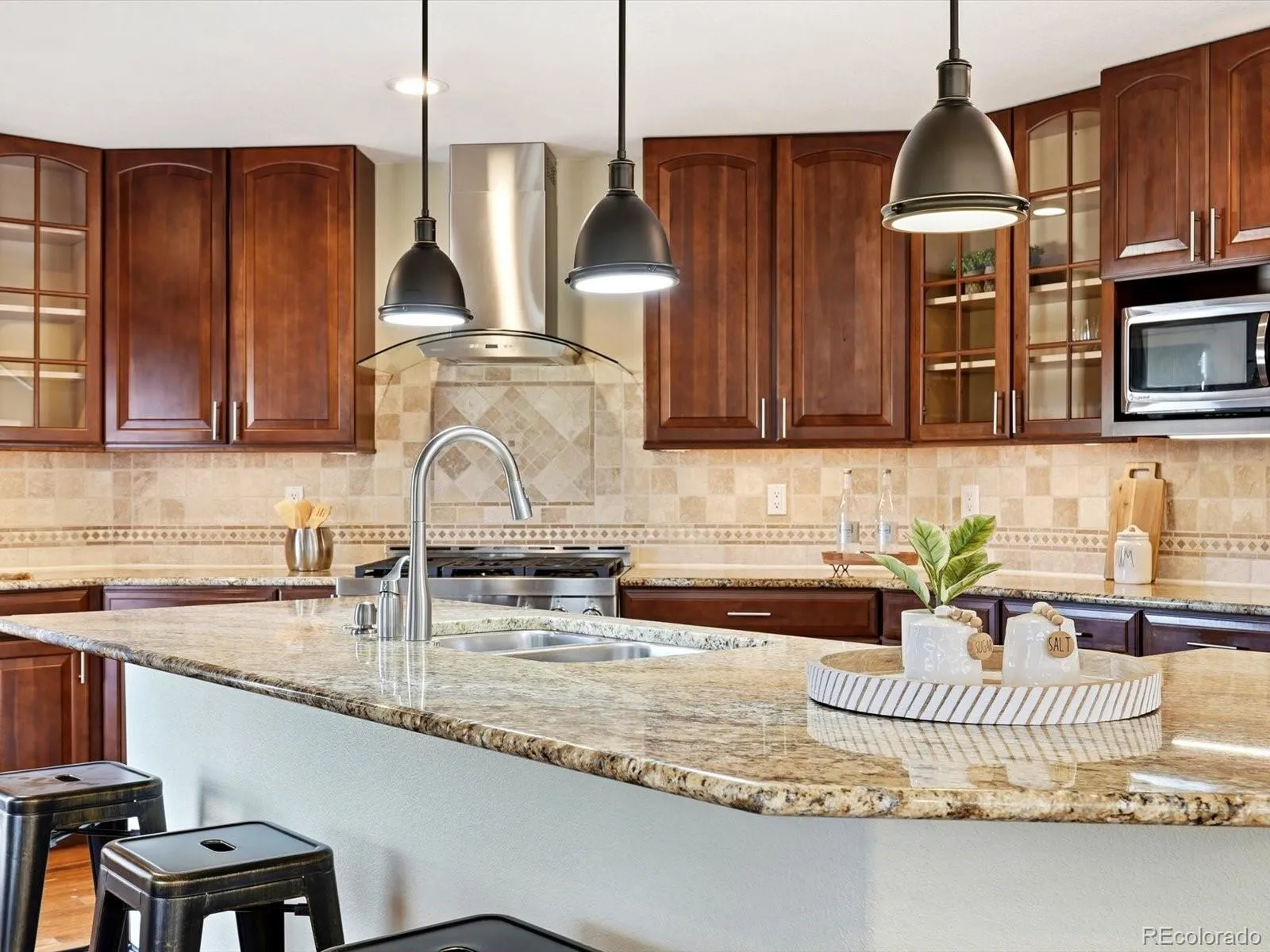 04172026233719 1600 9