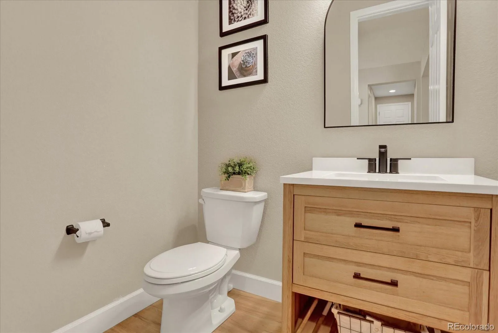 6917 Mentha Drive Castle Rock CO 80108 | MLS #REC7421006 08142026005402 1600 20