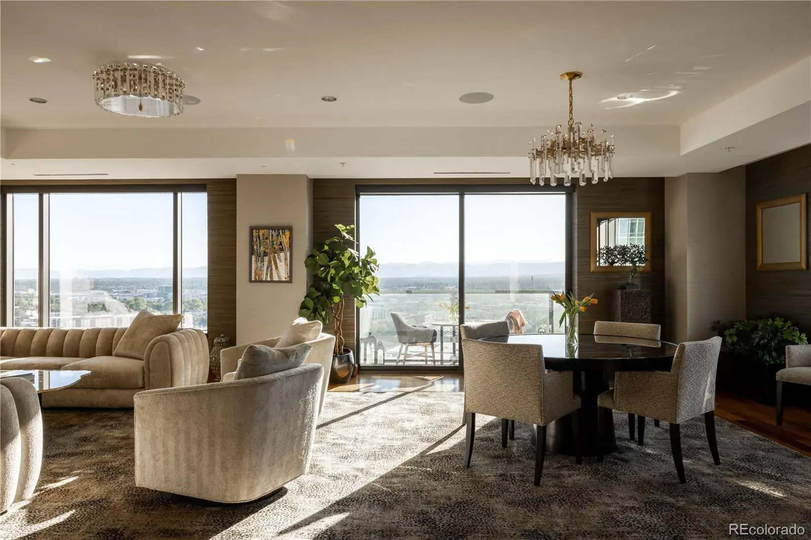 12042025163714 1600 14