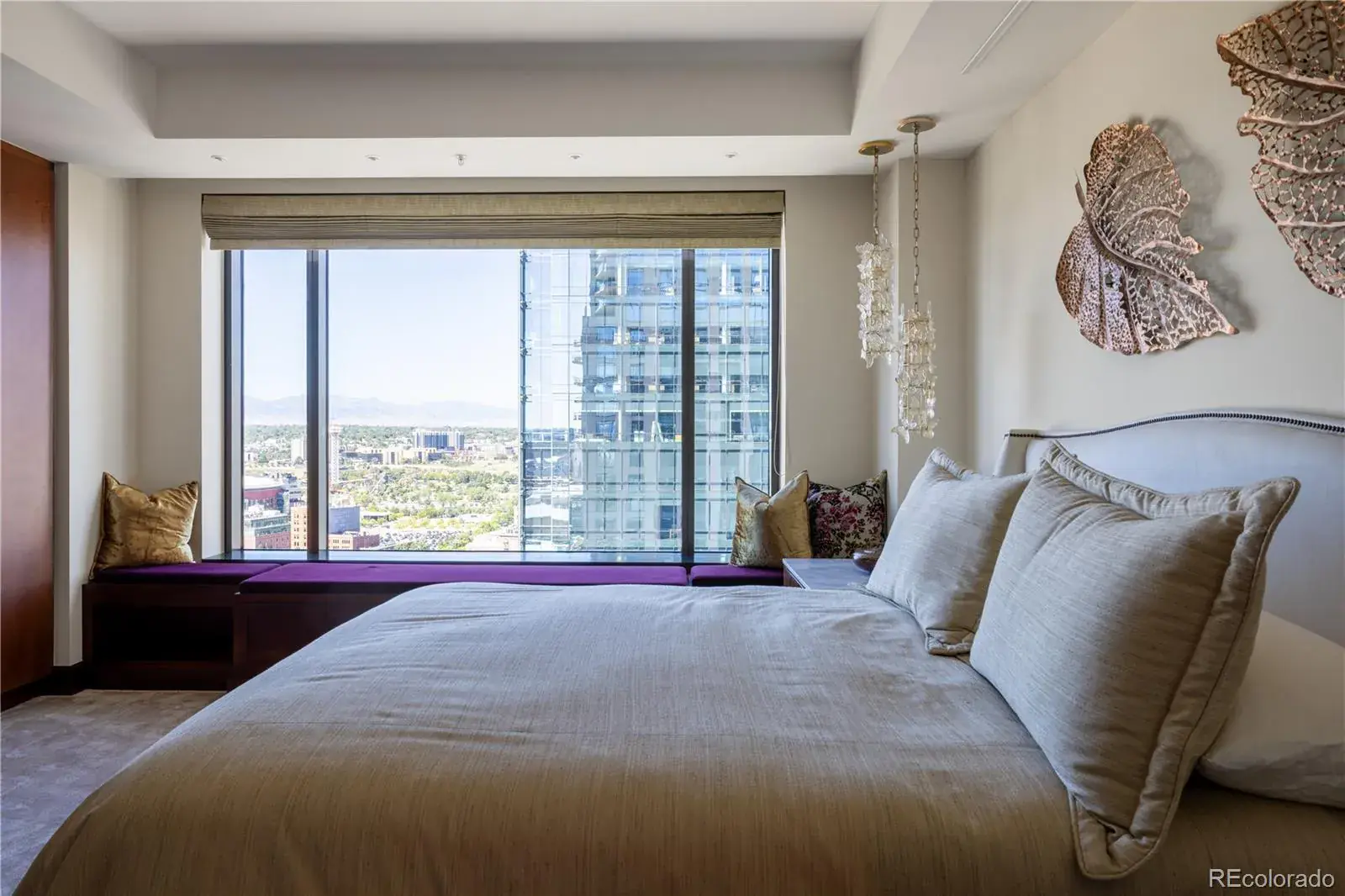 12042025163714 1600 33