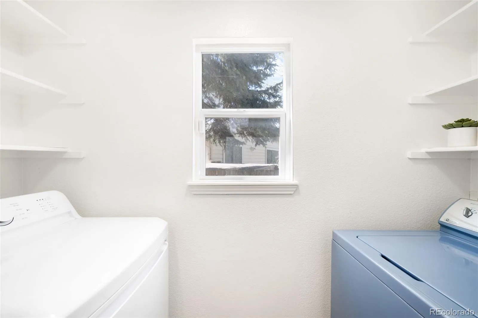 04202026172213 1600 12