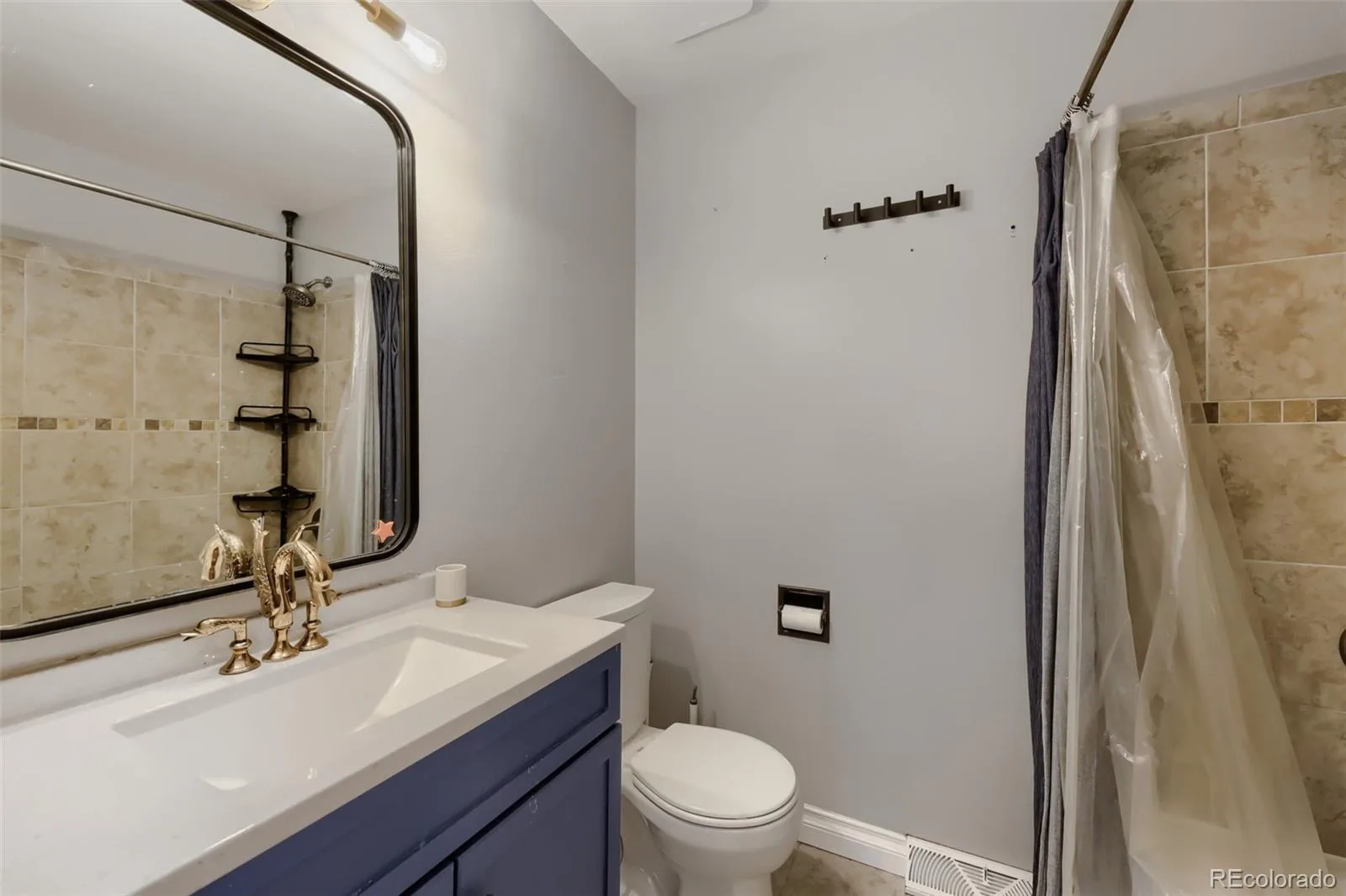 1471 S Welch Court Lakewood CO 80228 MLS #REC7427578 06082026203627 1600 24