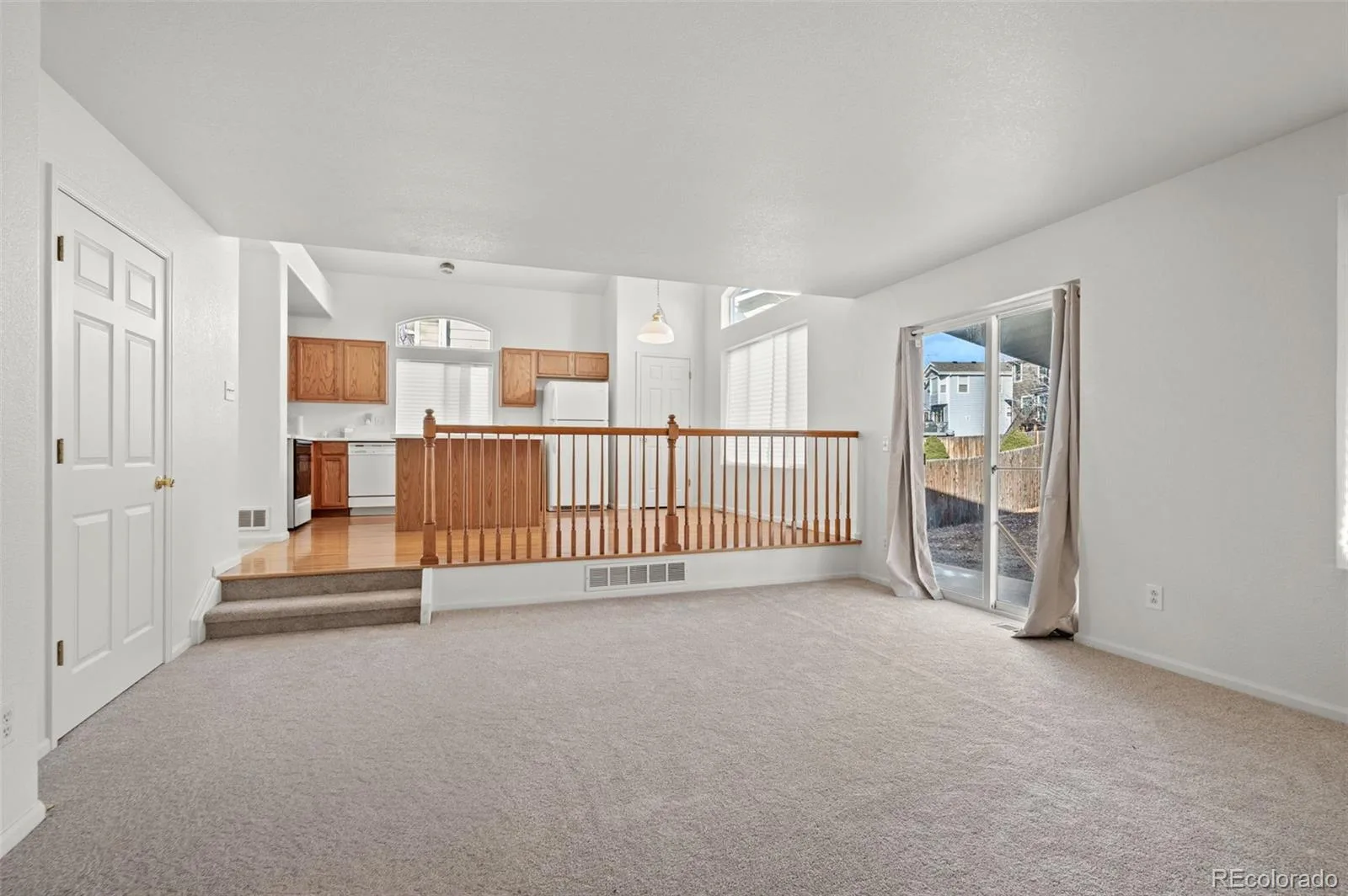 2824 S Walden Way Aurora CO 80013 | MLS #REC7427934 09222026091620 1600 19